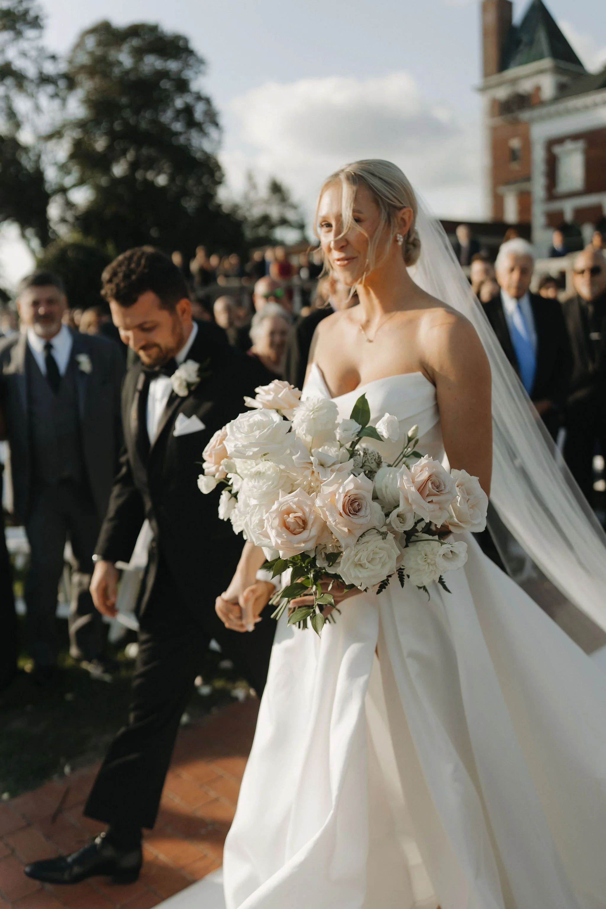 bourne-mansion-long-island-new-york-wedding-photographer-shelby-laine-1234.jpg