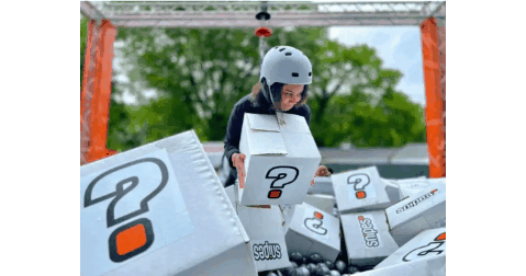 Human Claw Machine.gif