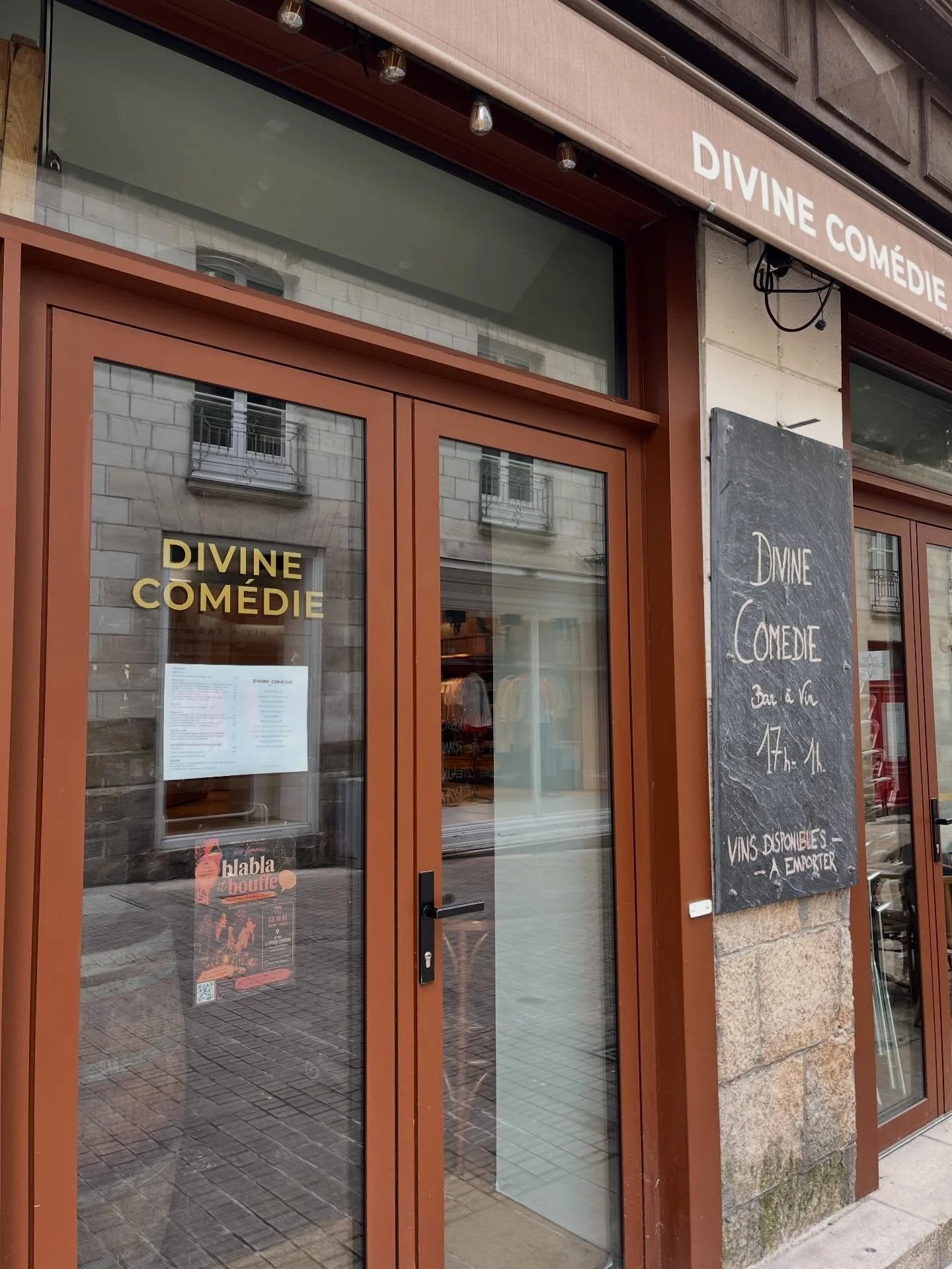 Prochaine soir&eacute;e Blabla et Bouffe Mercredi 13 Mai 
@divine_comedie_nantes 
R&eacute;server ici: https://www.eventbrite.com/e/billets-blabla-et-bouffe-storytelling-des-femmes-1988194096062