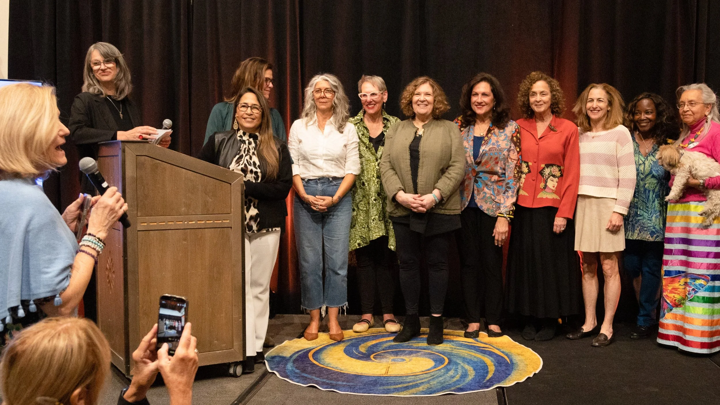 Earlier this year, I had the privilege of working with eleven incredible women as they prepared for the AHA Storytelling event in Santa Fe, part of QUEST 2026, beautifully organised by the one and only Diana Place. Over the weeks leading up to the ev