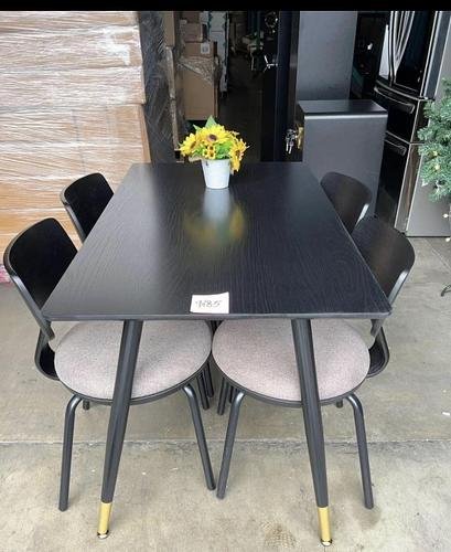 New Mid Century Dining Table and 4 Chair Set