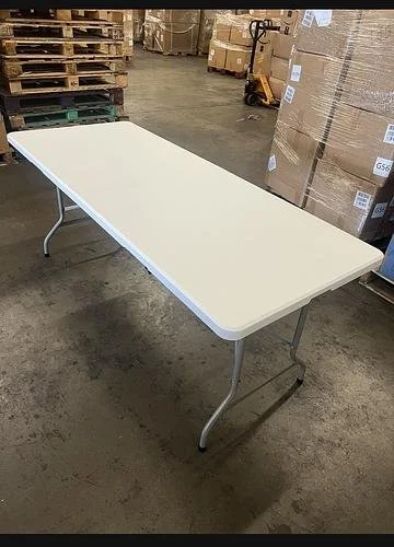 New 6 Ft Foldable Table