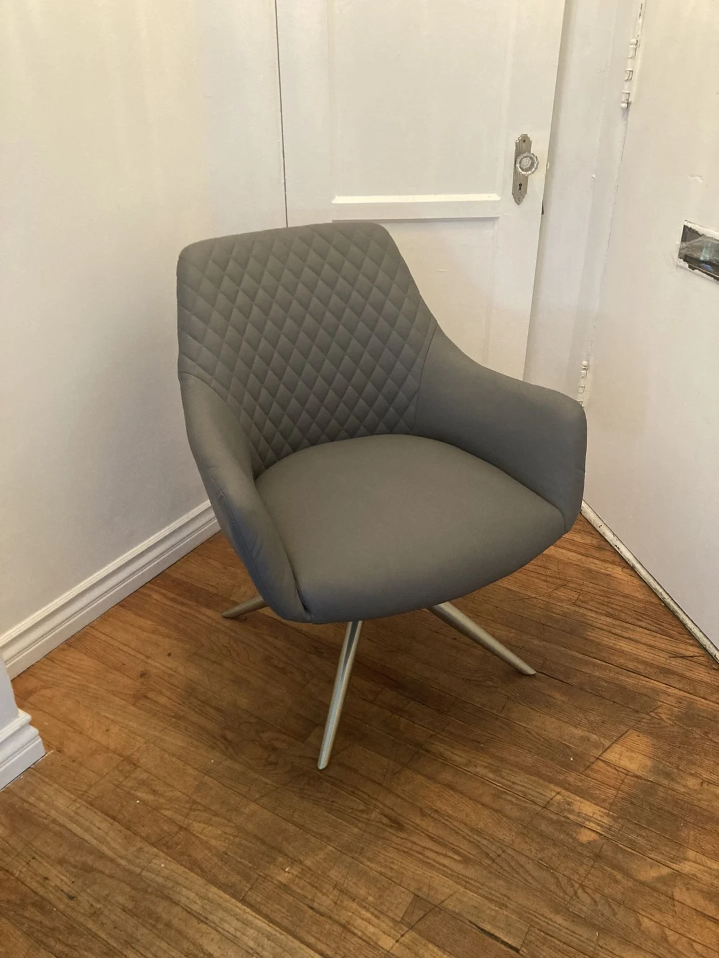 New Grey Mid Century Style Faux Leather Office Chair With Chrome Legs
