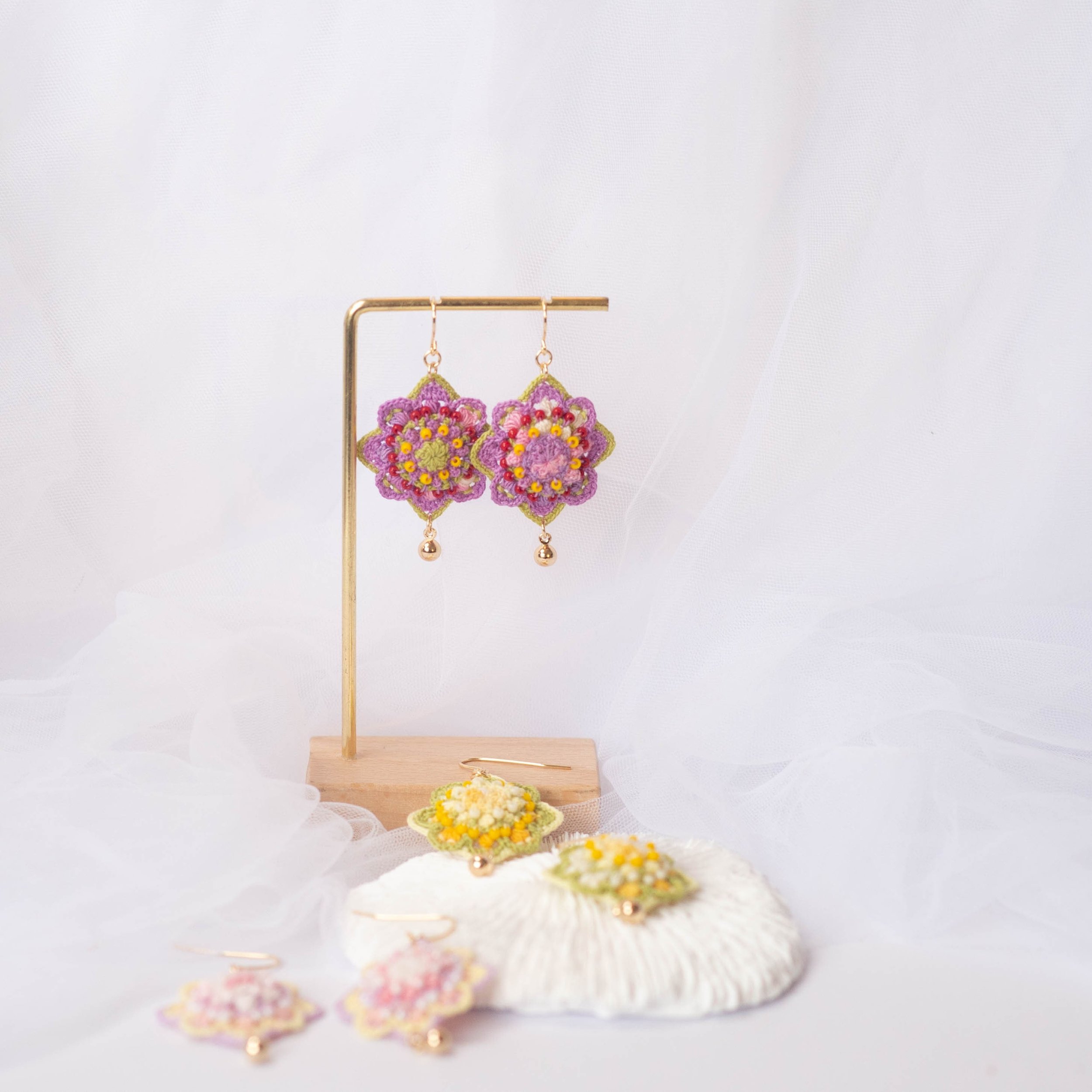 https://i.etsystatic.com/50261860/r/il/94a221/5795647205/il_fullxfull.5795647205_60rt.jpg
