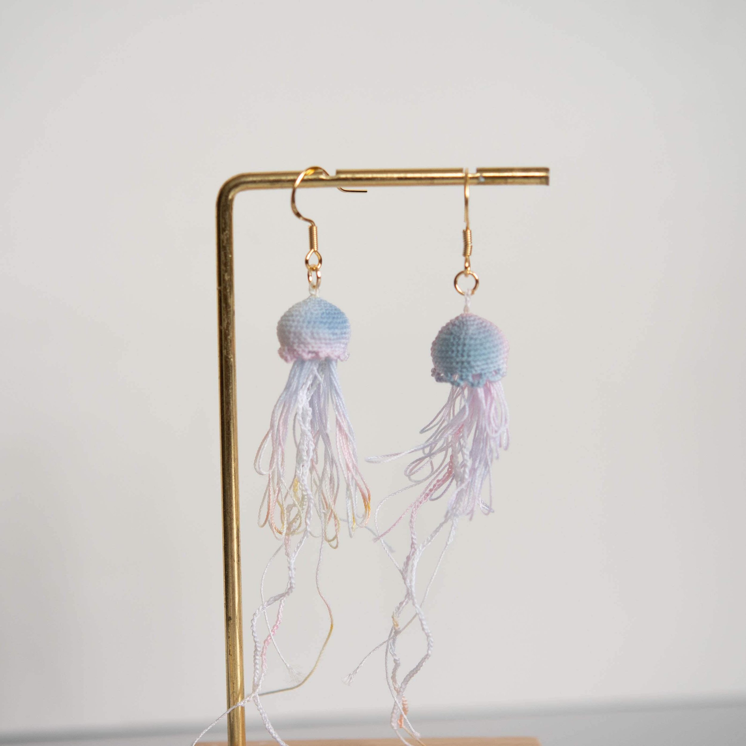 https://i.etsystatic.com/27705553/r/il/0dfae2/6175468736/il_fullxfull.6175468736_k66z.jpg