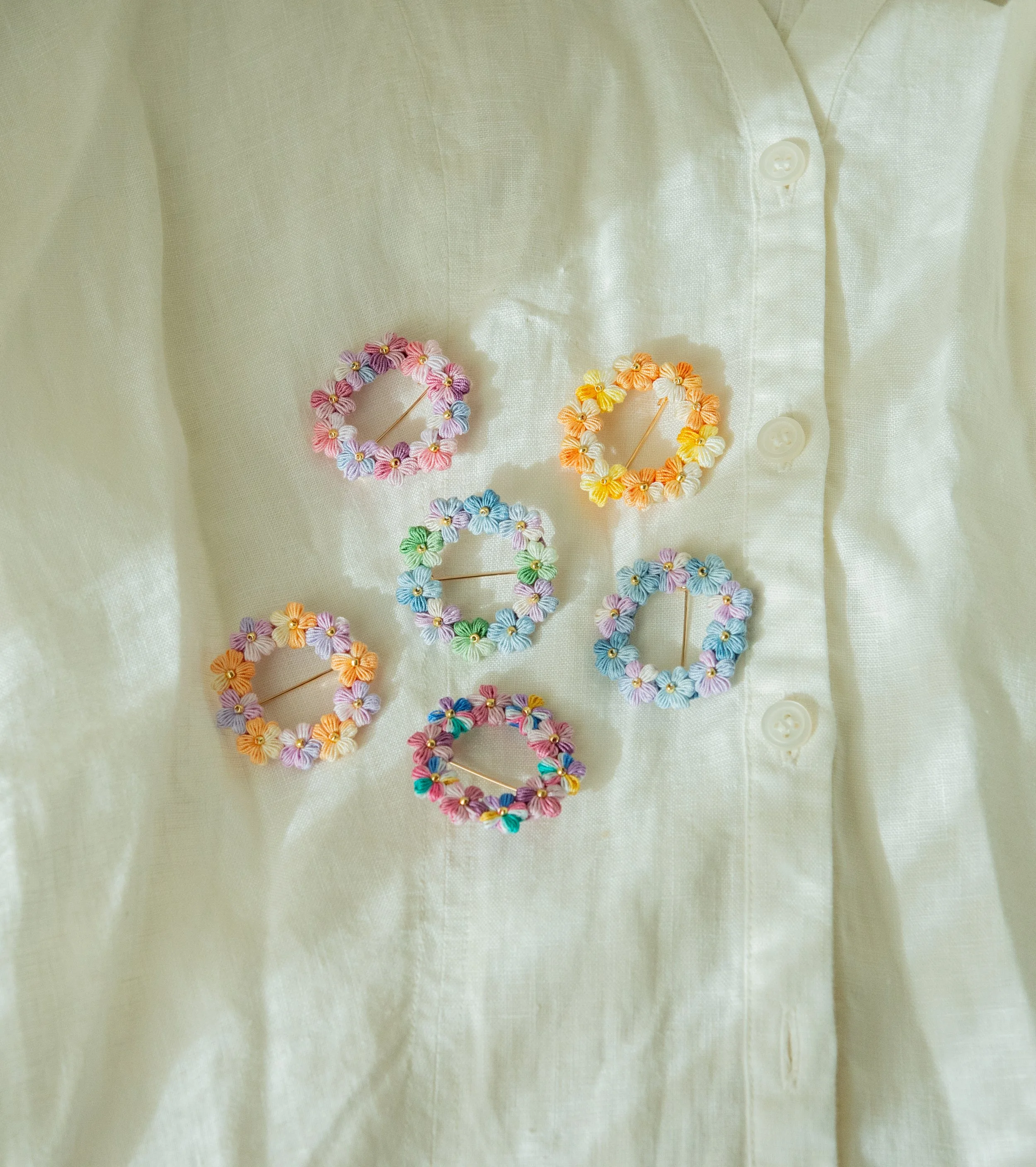 Micro Crochet Puff Flower Brooch Pin