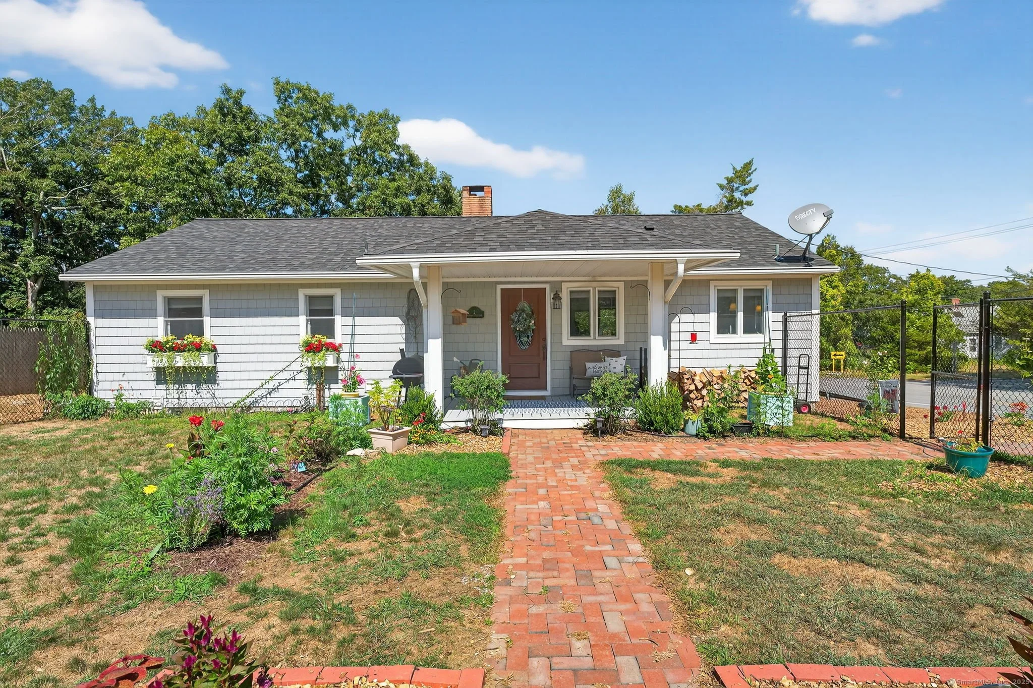 2 Menunketesuck Clinton CT $490,000 10/1/2025