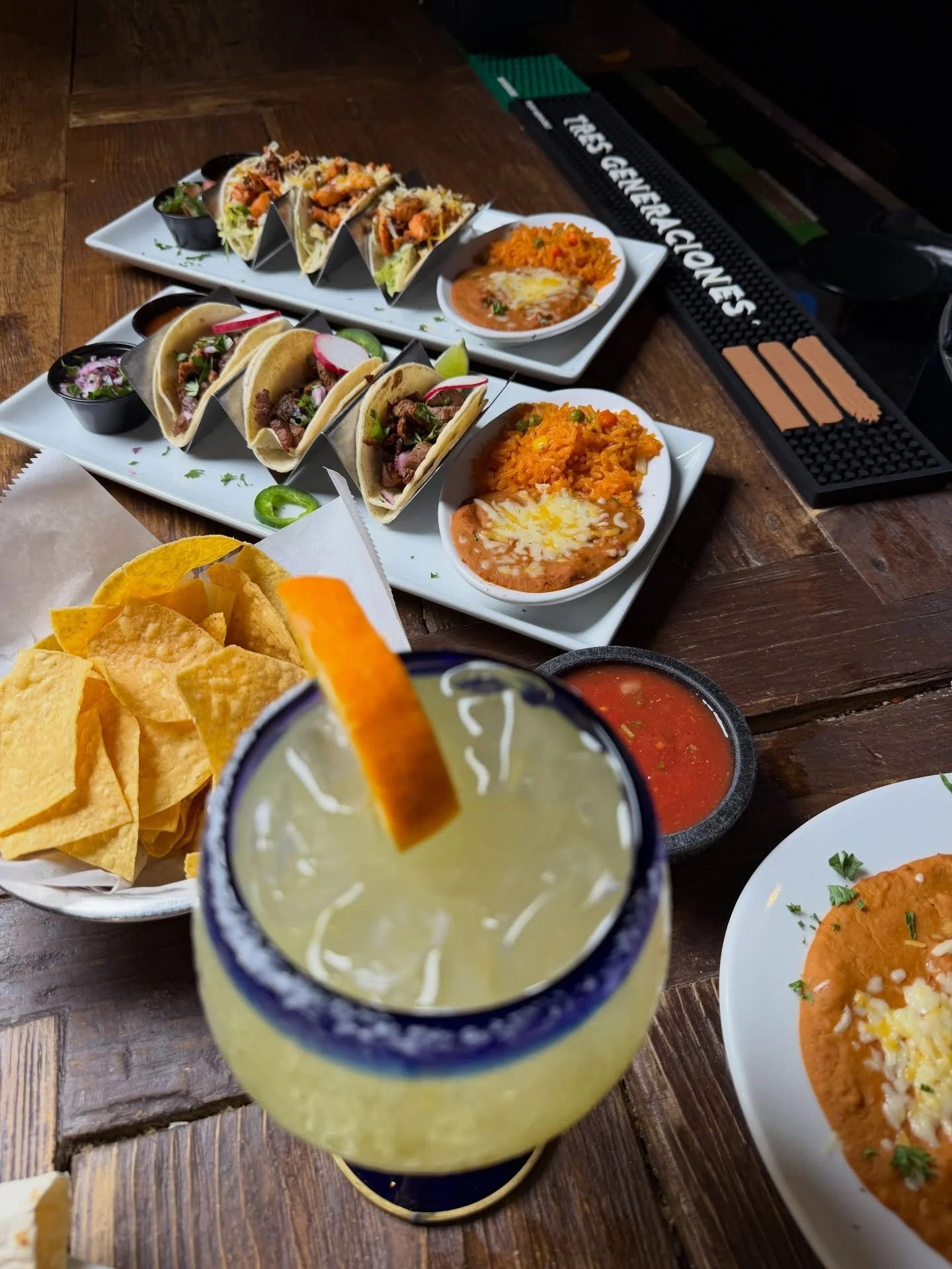 It&rsquo;s really hard to choose when you&rsquo;re in love with both 😏❤️