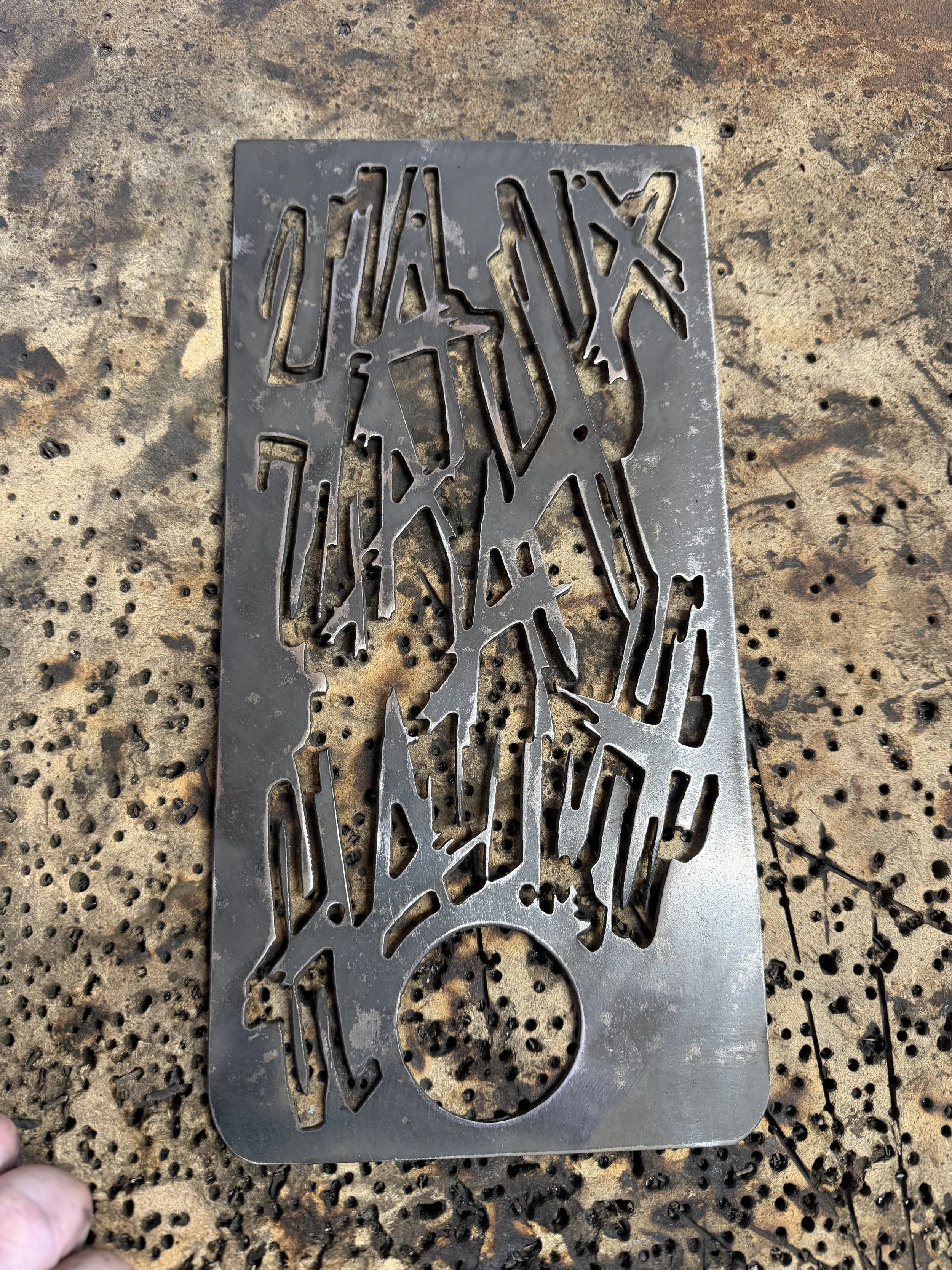 6.7L valve cover plate