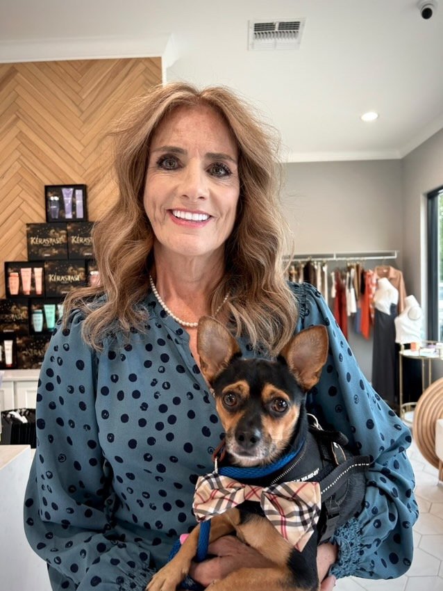 Hair| Morgan Yates 
.
.
.
. #changinlives #stylistofstillwater #405hair #stillwaterok
#stillwaterhairstylist #glosalonspa #bestofhairok #kerastase #stillwaterhair