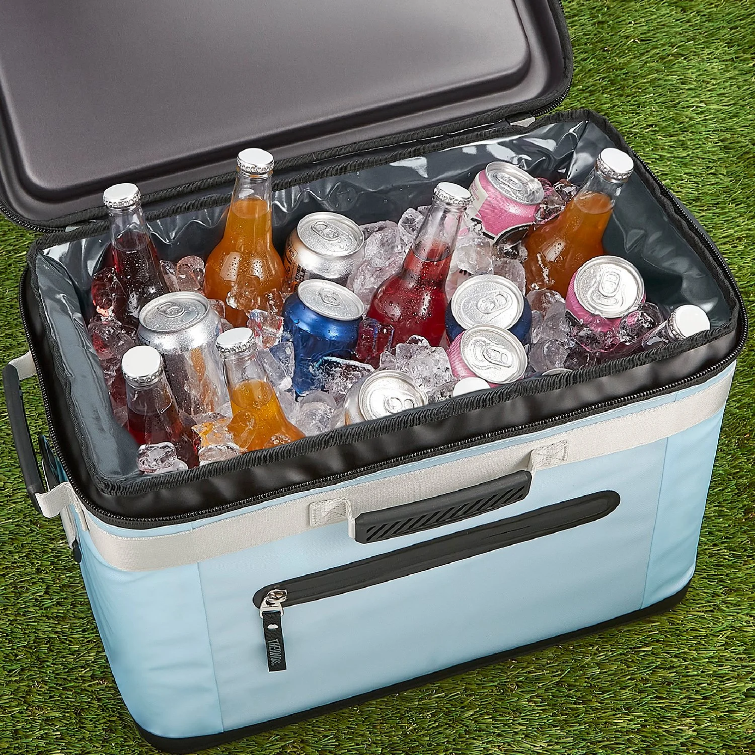 CI2436002GC_ICON_36Can_Cooler_Photography_100.jpg