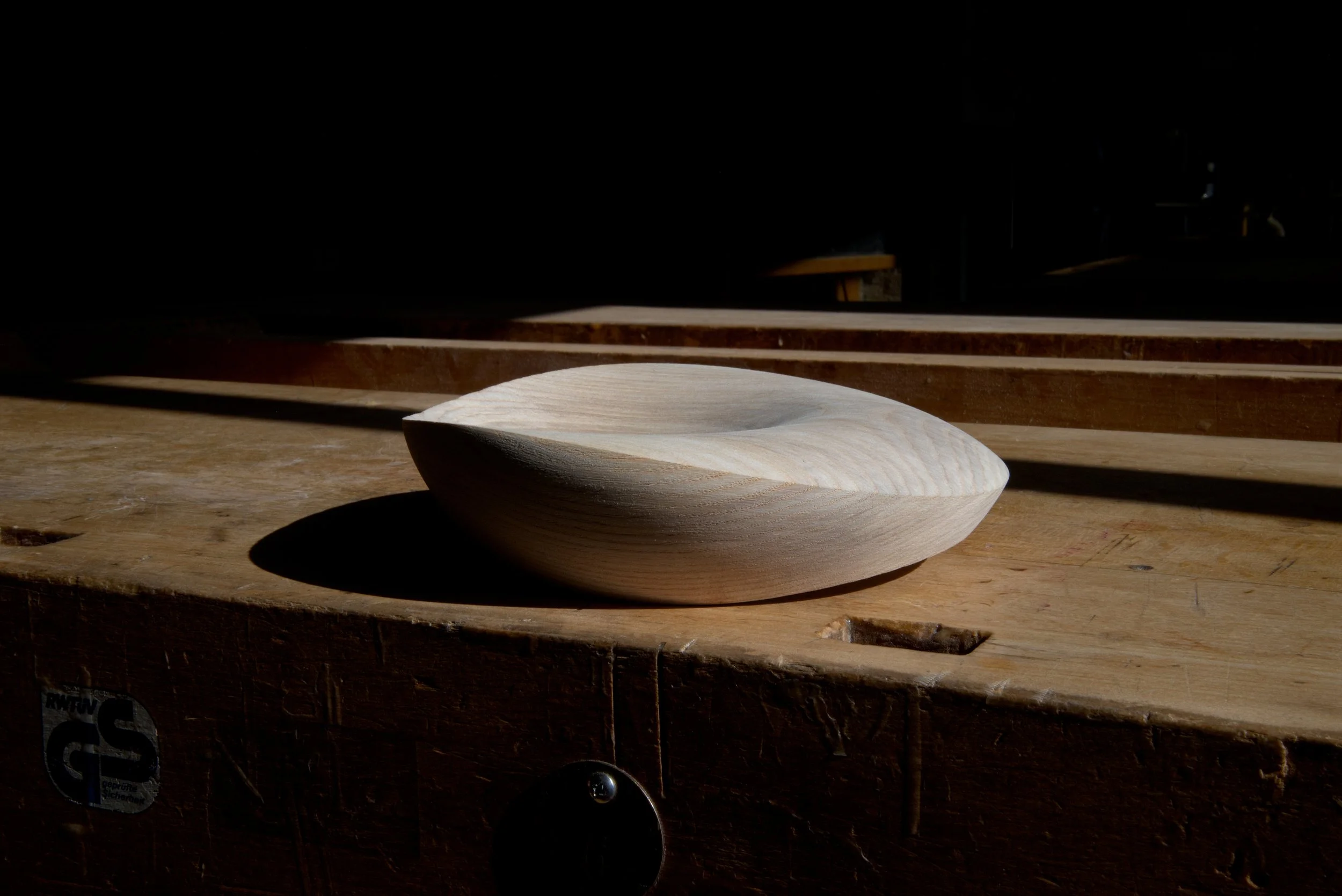 Offset Surface Volume | ash hardwood | 7" x 7" x 2"
