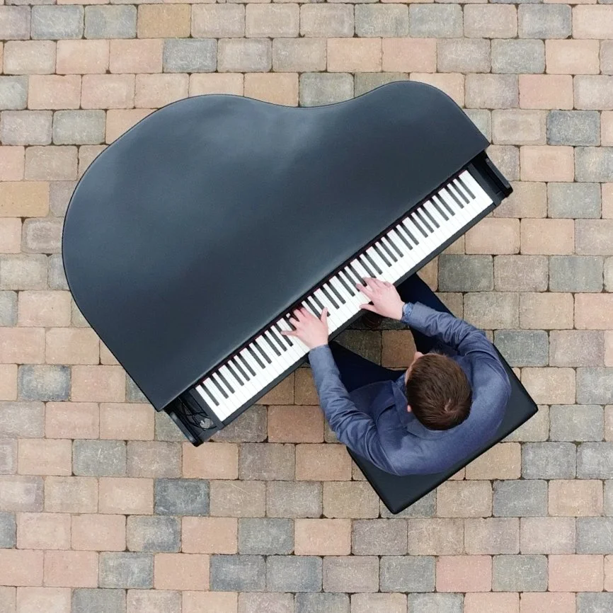 Martin Hamer playing piano at Woodlands Hotel Leeds