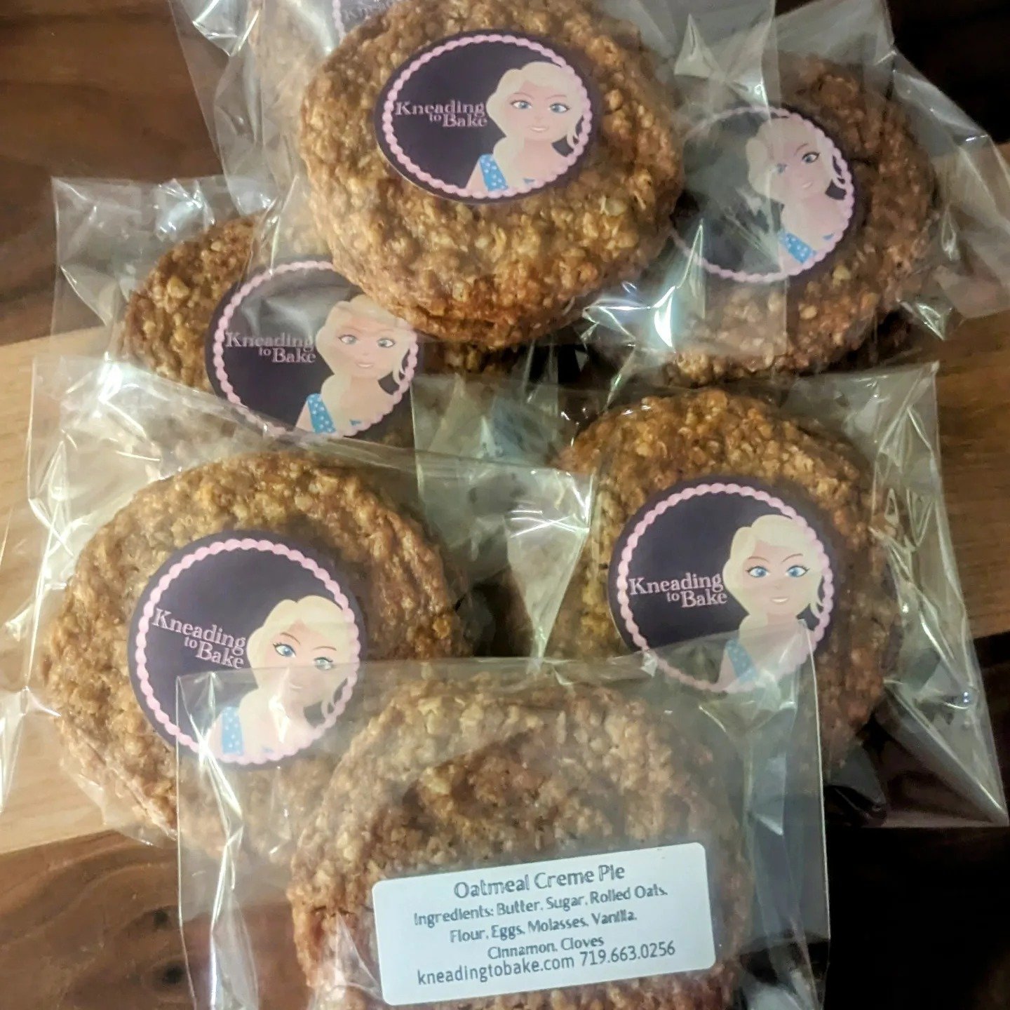 #NationalOatmealCookieDay is on April 30, and we don't want to leave you stranded! 🍪 Swing by the Nolensville Farmers Market to satisfy your sweet tooth with some freshly baked oatmeal cookies from @kneadingtobake .
