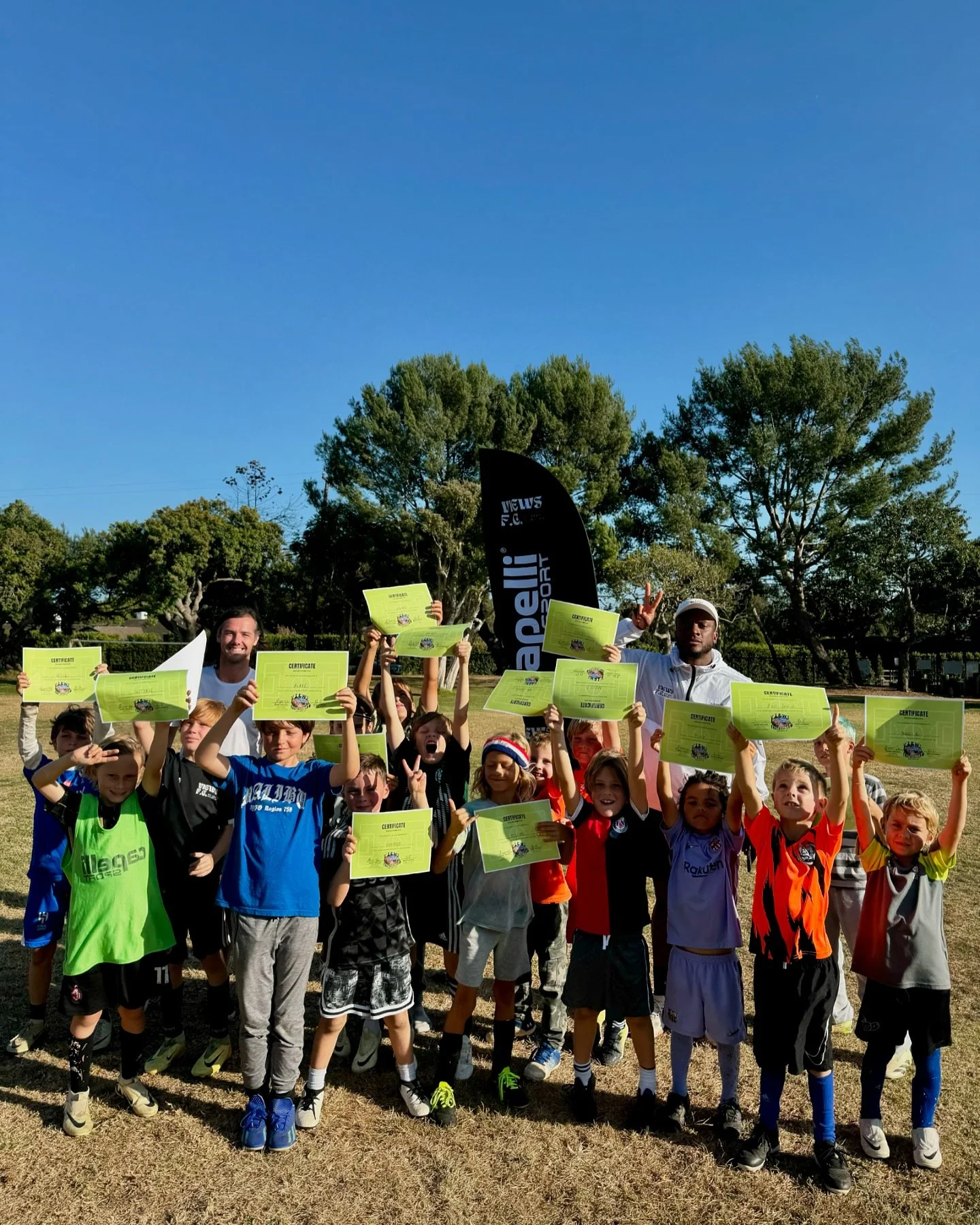 CONGRATULATIONS to our Future Soccer Stars! 🏅
We are proud to present certificates to all the amazing players who successfully completed the VIEWS FC Fall Foundation Classes. Your hard work, dedication, and love for the game have shown through ever