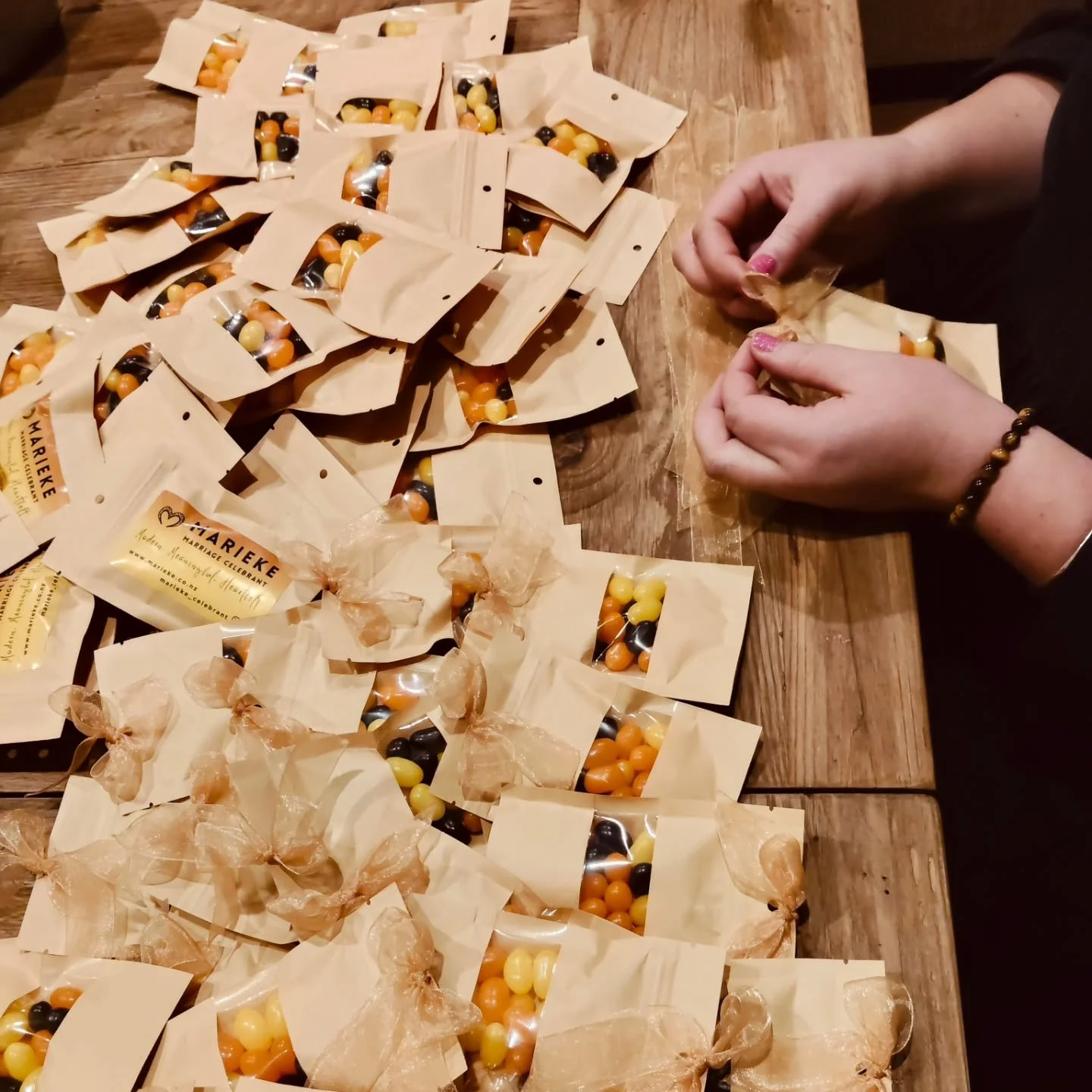 Prep night for the @northlandweddingexpo gift bags! 🍭🎁 Wohoo see you next week!

#northlandweddings #weddingexpo #behindthescenes #northlandcelebrant #seeyousoon