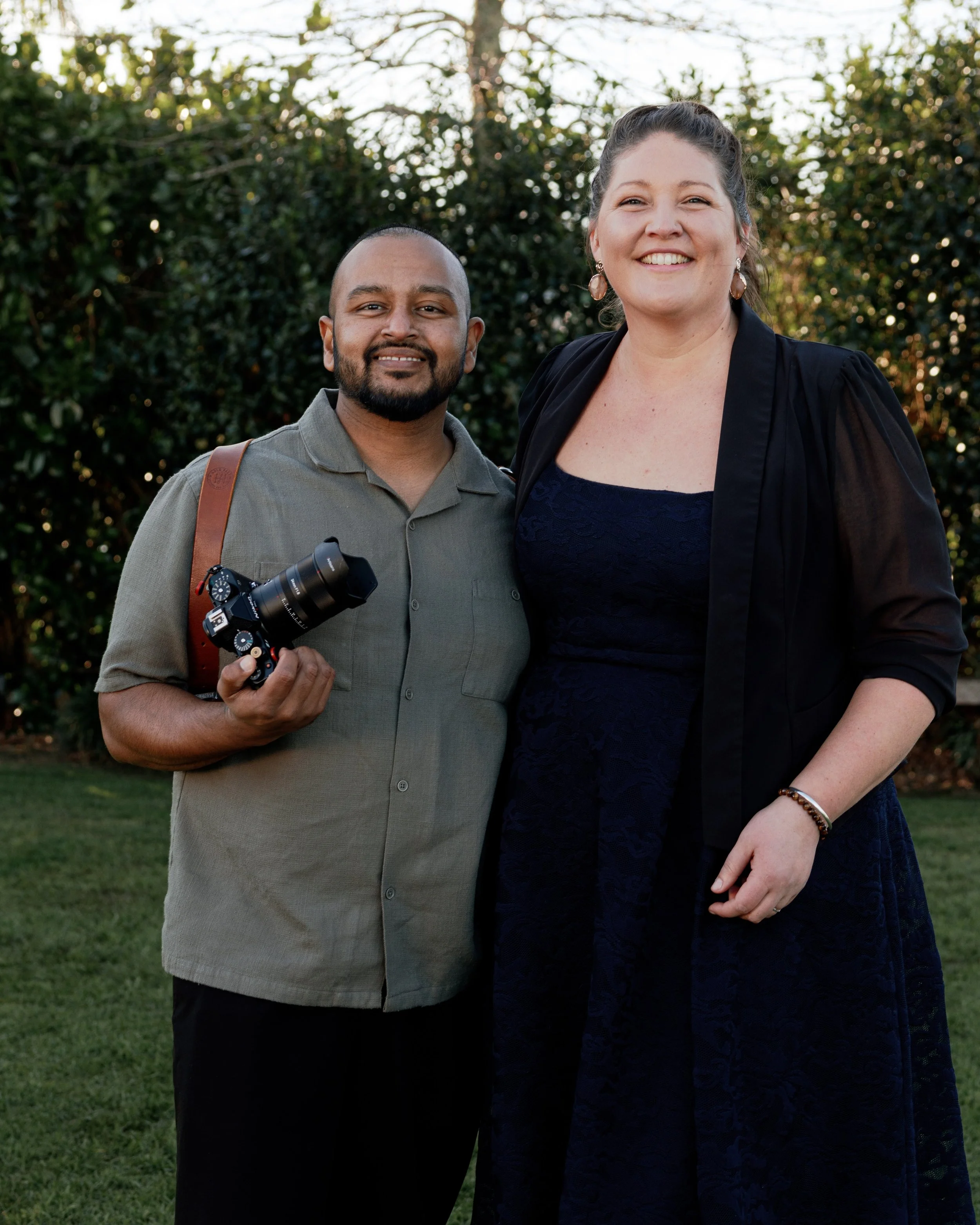 After how many weddings together we finally got a picture! 🥰

Kush and I met like most of the couples who's weddings we're involved in - on the trusty internet! We started chatting online and one thing (professionally) led to another - Turns out he'