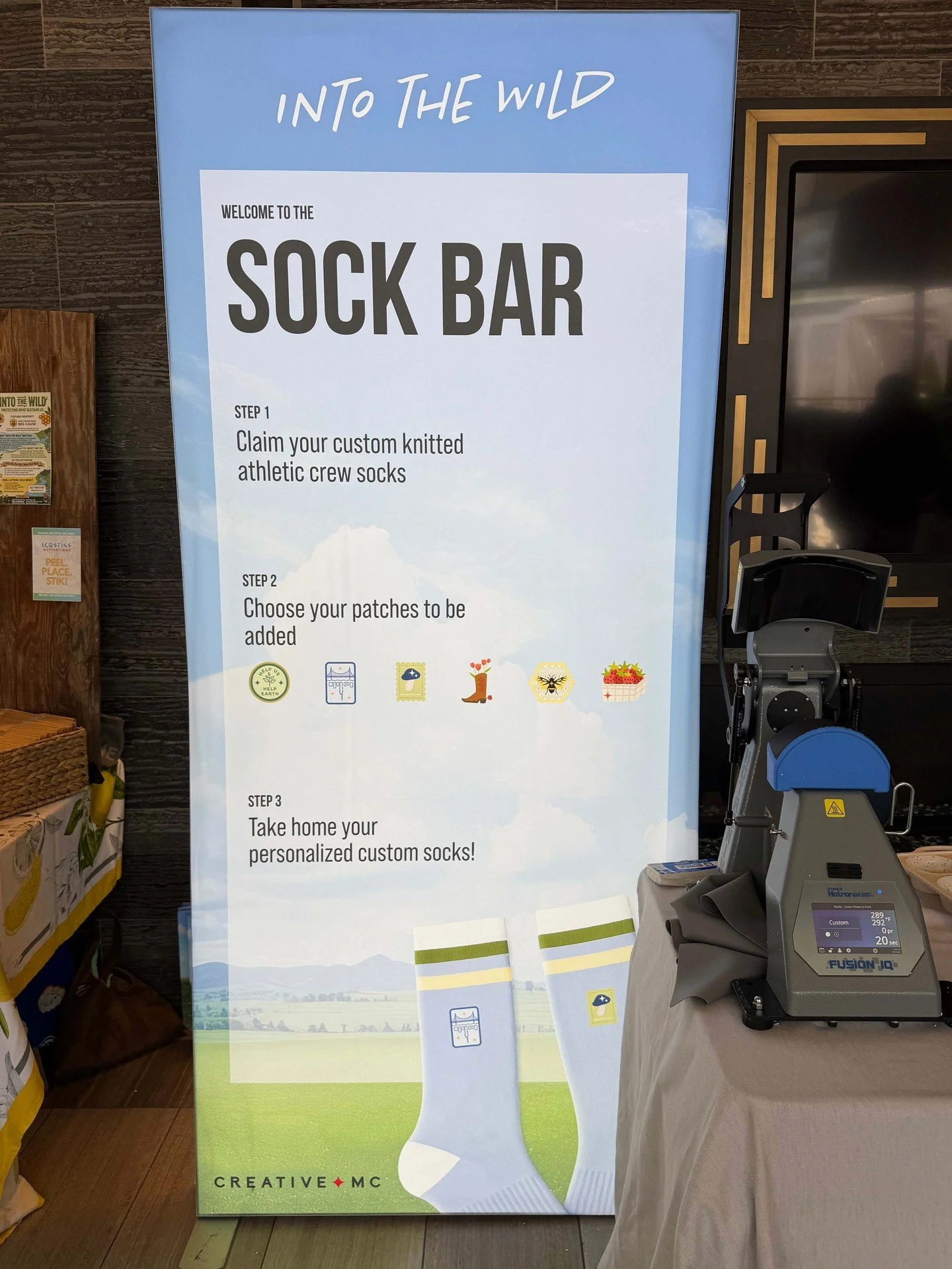 We had an absolute blast bringing the Sock Bar experience to the Creative MC Trunk Show! 🧦✨

If you&rsquo;ve been waiting for a sign to book a custom experience for your clients&hellip; THIS IS IT. 👏

Perfect for:
&bull; Promotional product distrib