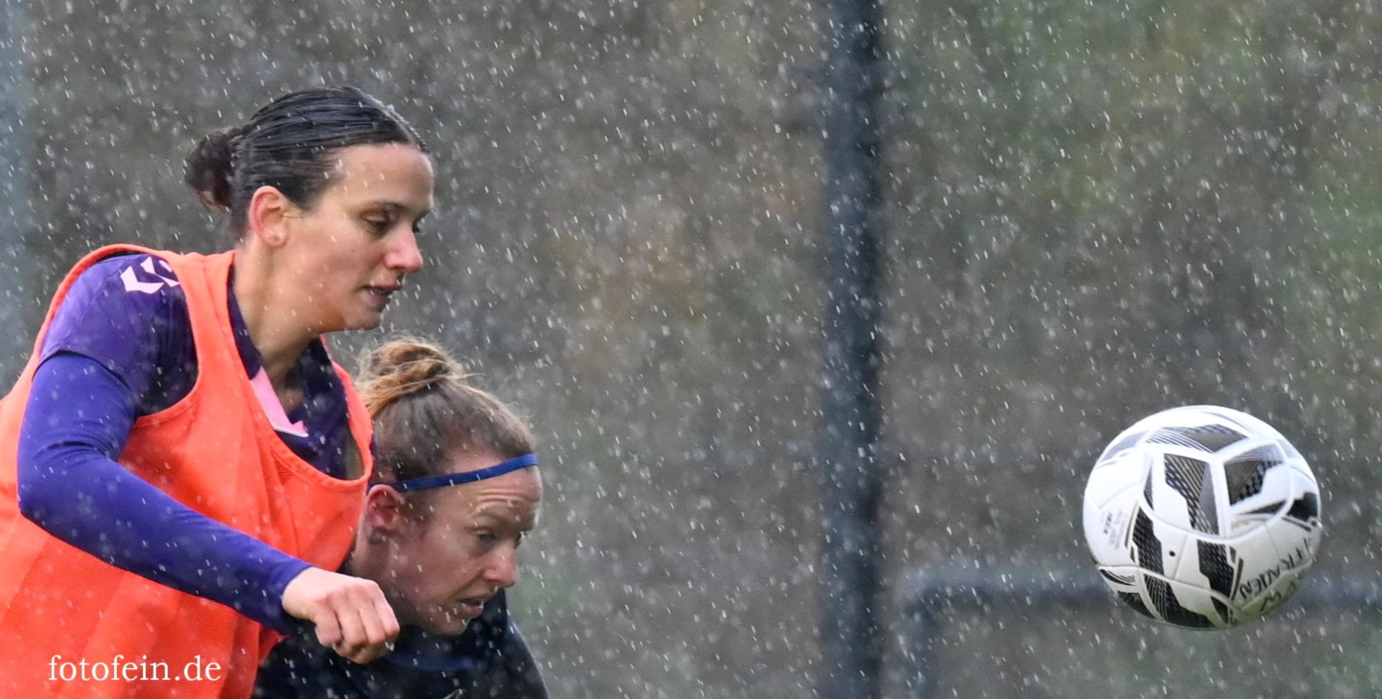 26.10.2025 - 1. Frauen: SV Wilhelmsburg - HEBC, 0:4