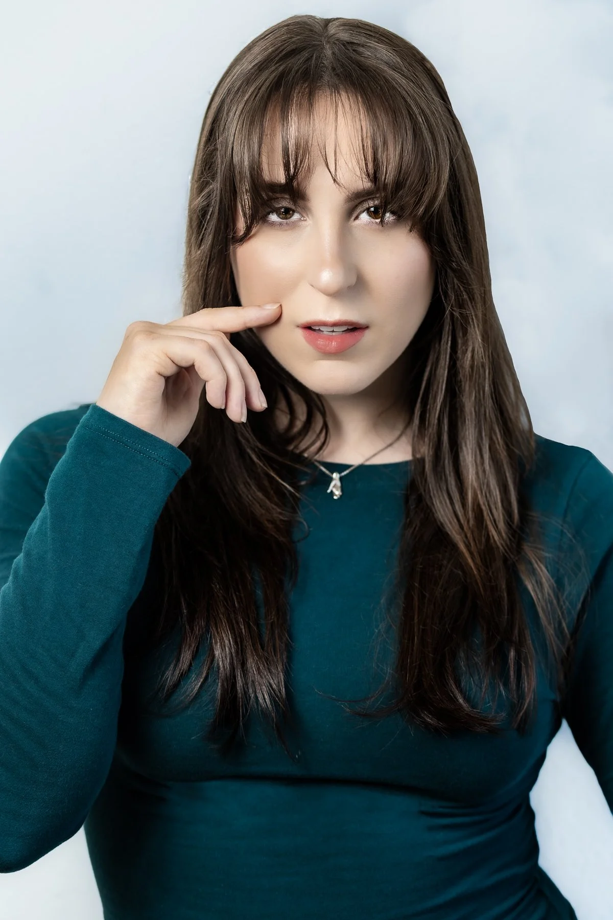 Headshot iV