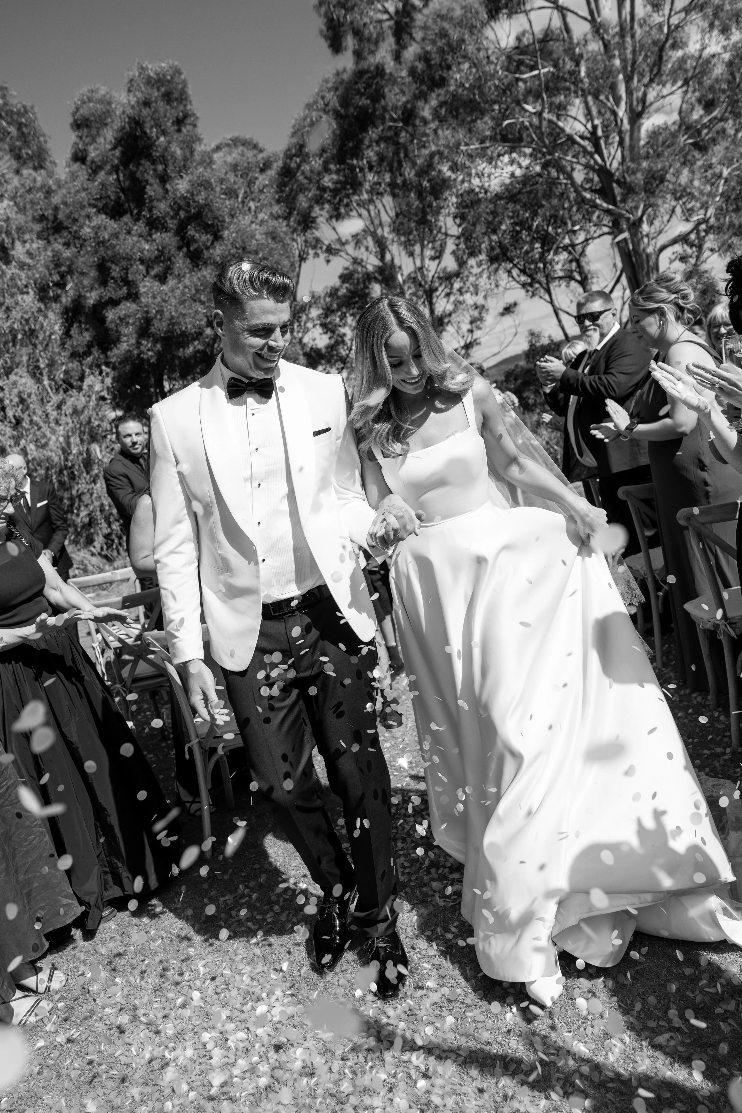 Villa Howden wedding ceremony Tasmania26.jpg