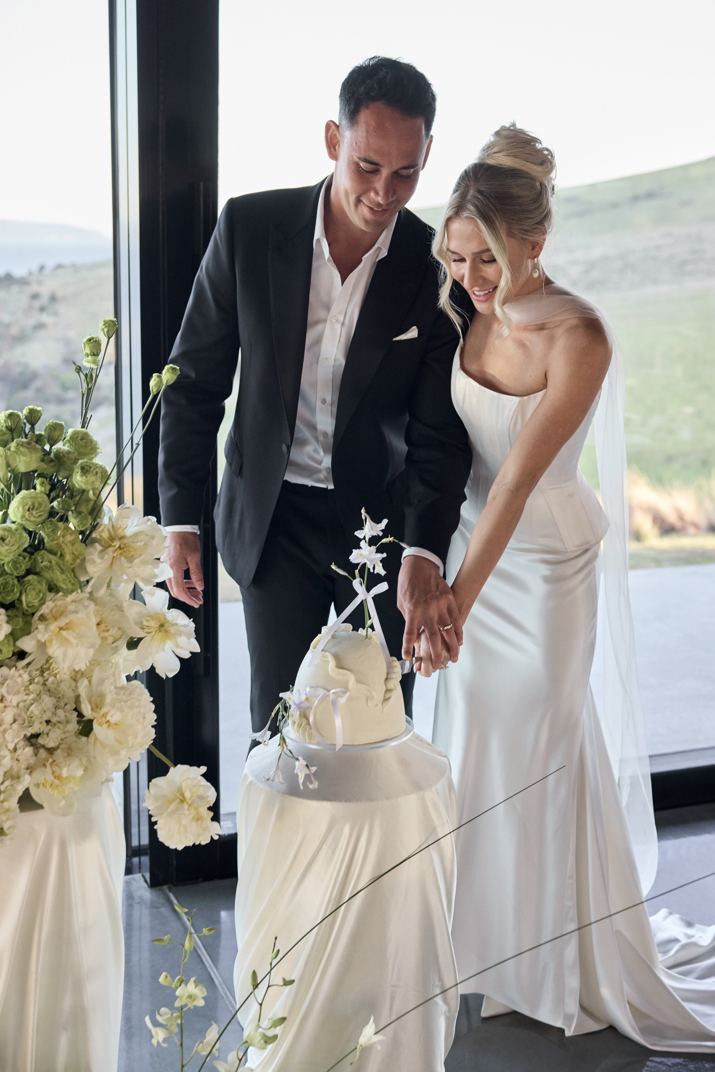 Hobart elopement photographer - the point - ivory tribe11.jpg