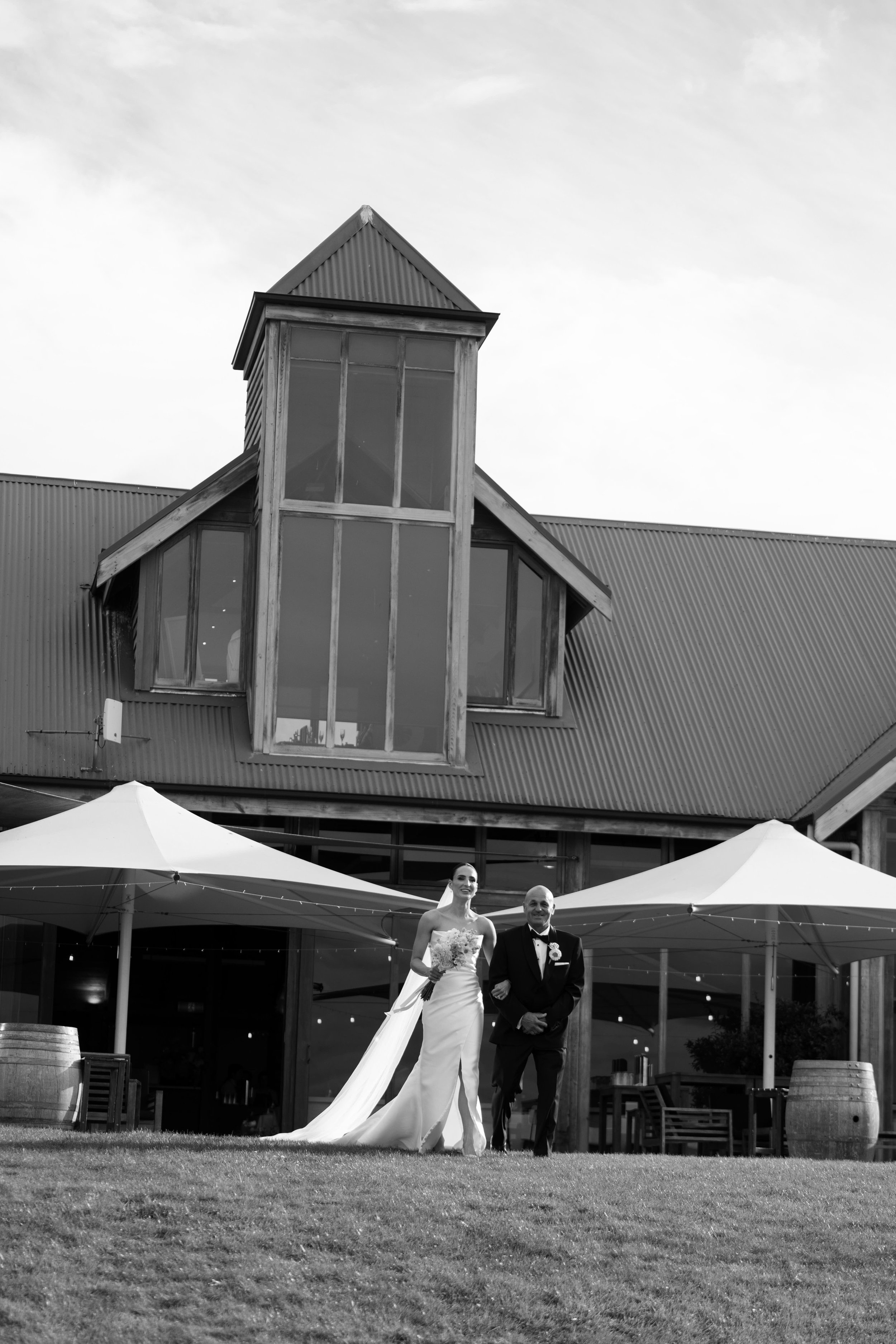 Frogmore Creep Winery - Luxury Hobart Wedding - B&W5.jpg