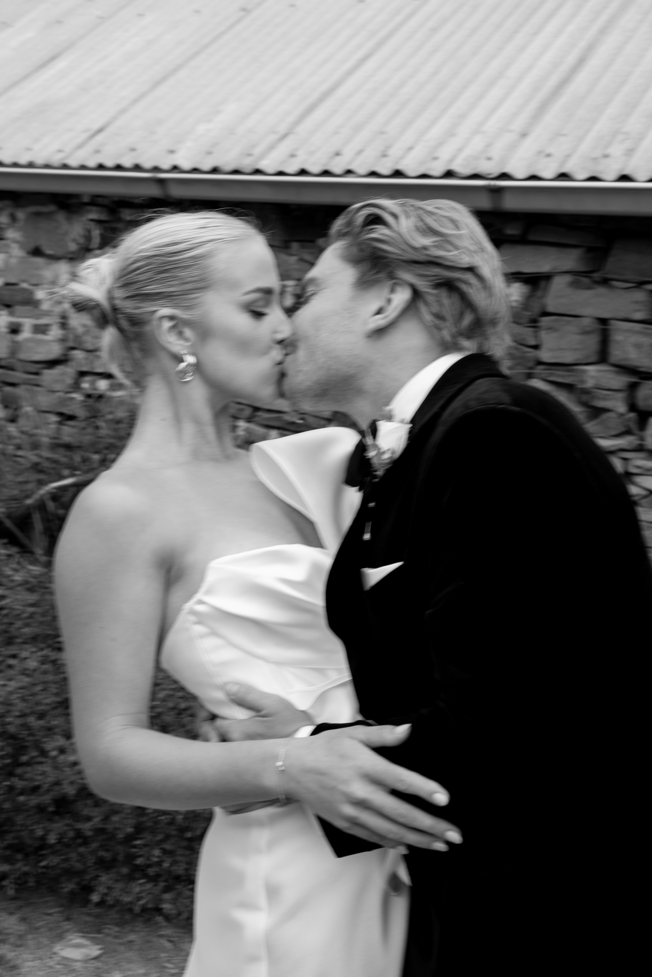 Courtney & Andrew B&W-54.jpg