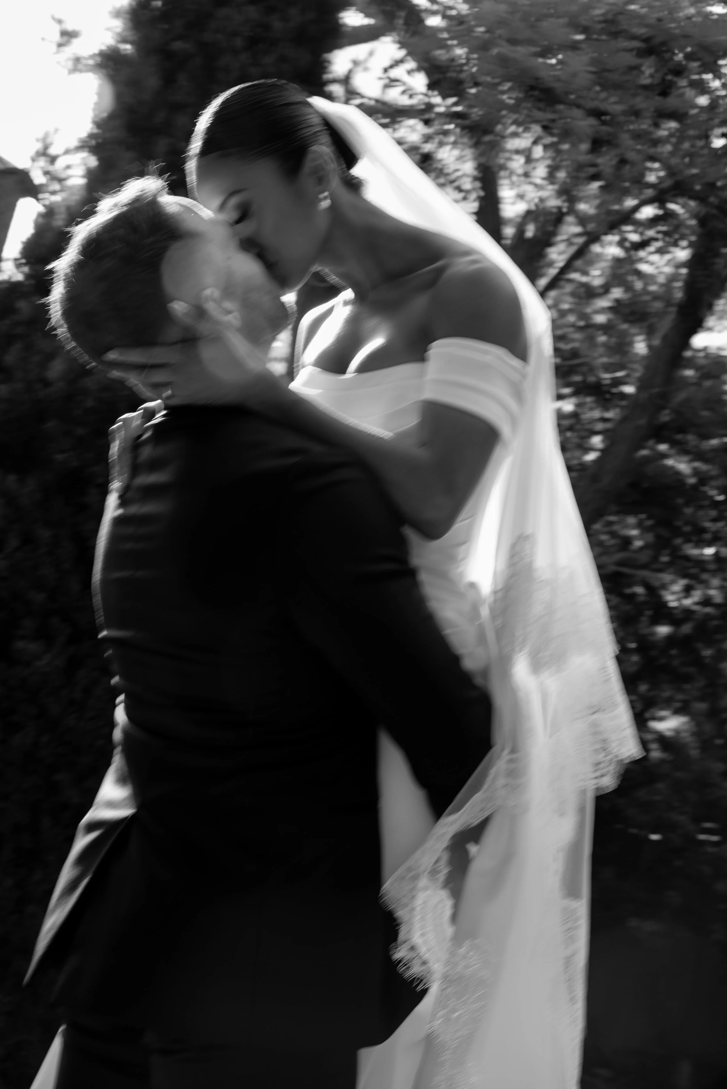 Ella & Grantt B&W41.jpg