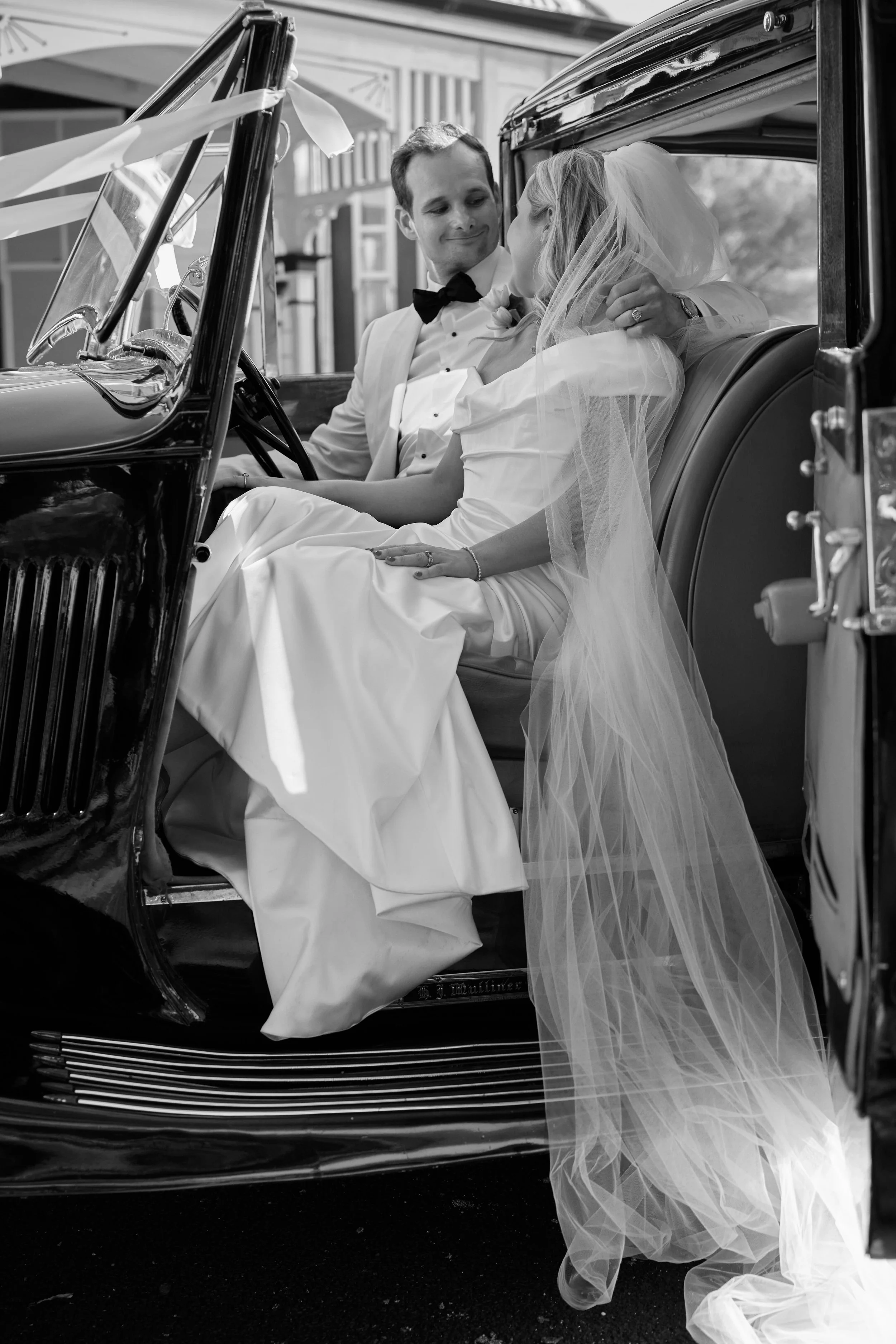 Bridal Party B&W 83.jpg