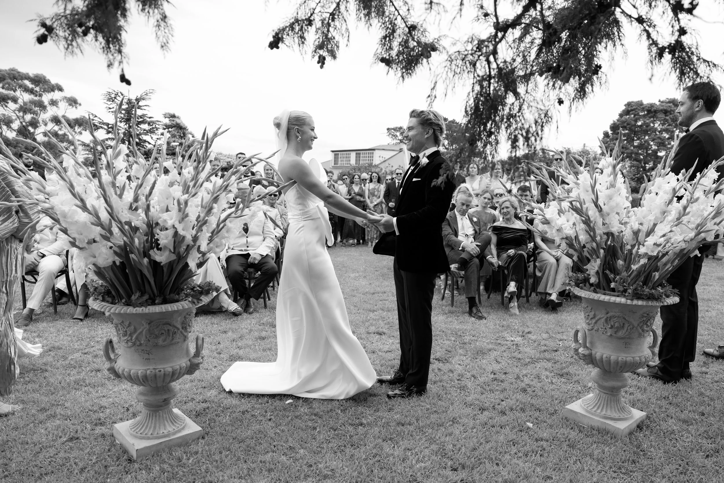 Courtney & Andrew B&W-27.jpg