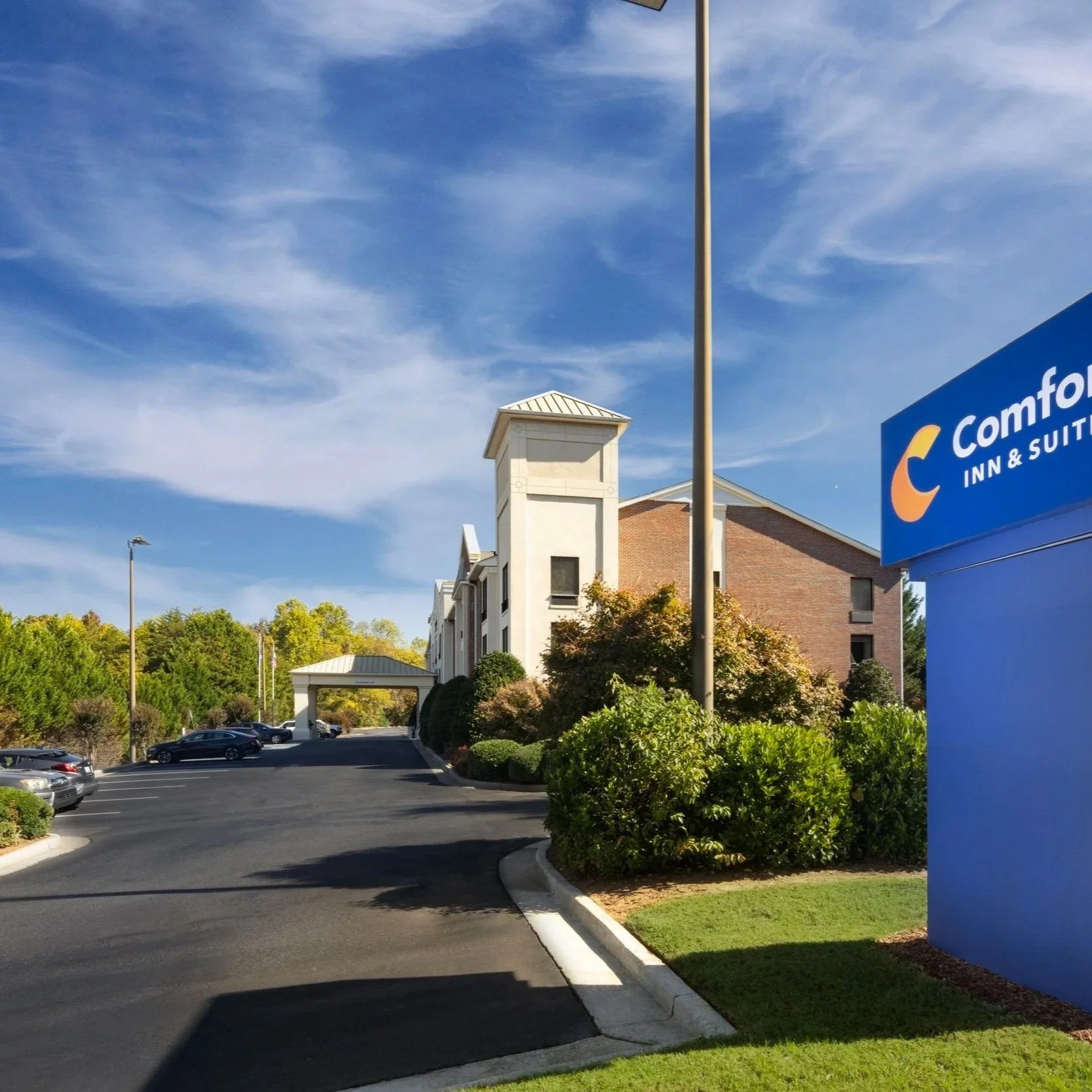 Comfort Inn & Suites