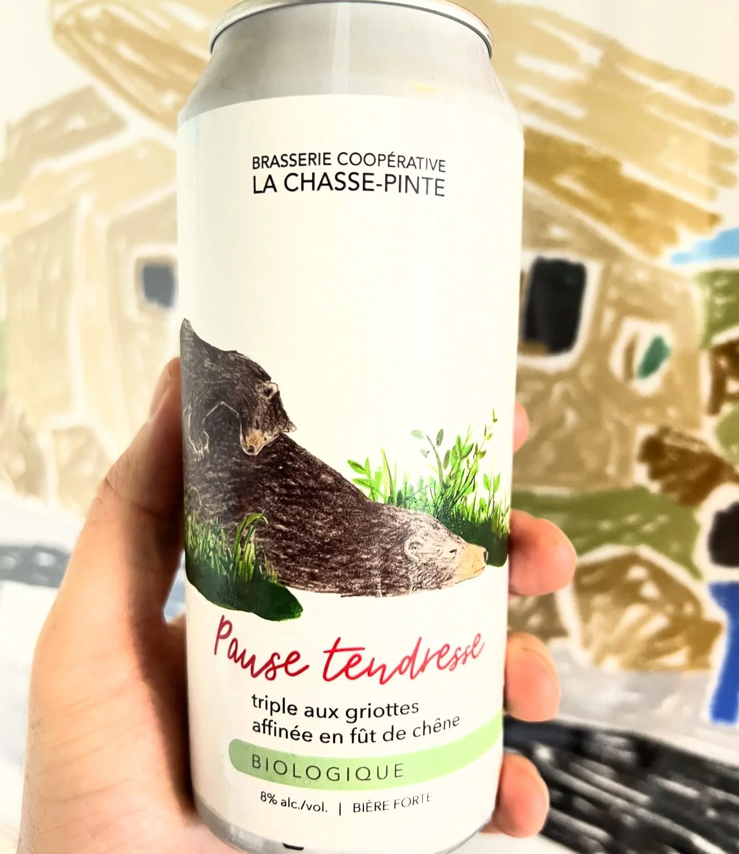 Brewery: @lachassepinte Brasserie Coop&eacute;rative La Chasse-Pinte (Qu&eacute;bec, Canada)
Style: Belgian-style Tripel with Sour Cherries, Oak-Aged
ABV: 8%
Certified Organic

🍒 Appearance:
Pours a rich golden amber with a faint ruby hue from the c