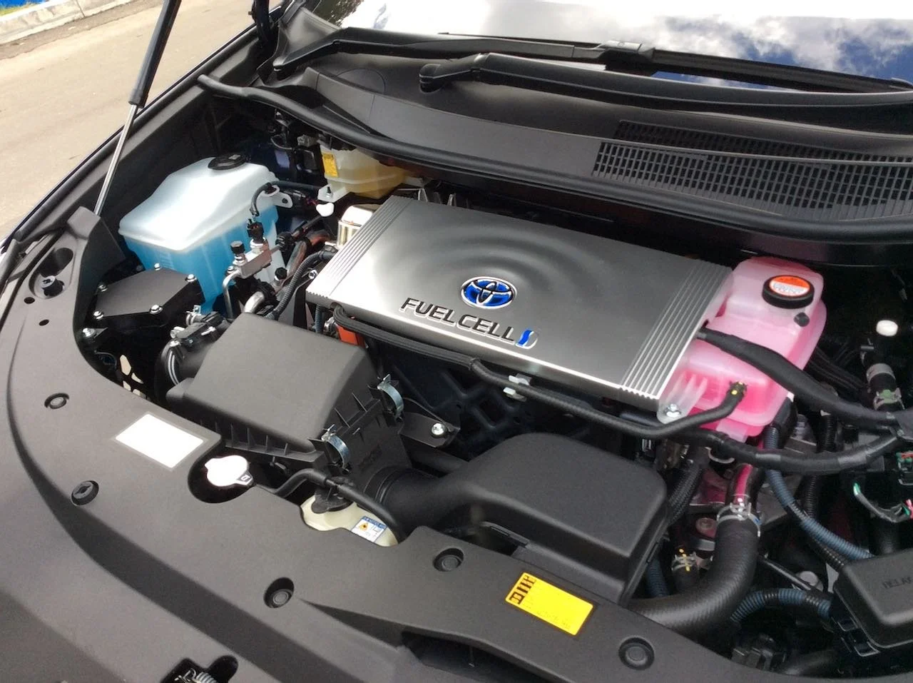 UNSW_Toyota_Mirai_fuel_cell.jpeg