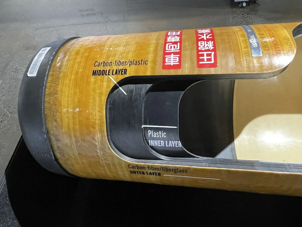 Hydrogen_Education_Centre_Silver_Mirai__Hydrogen_tank_close_up.jpeg