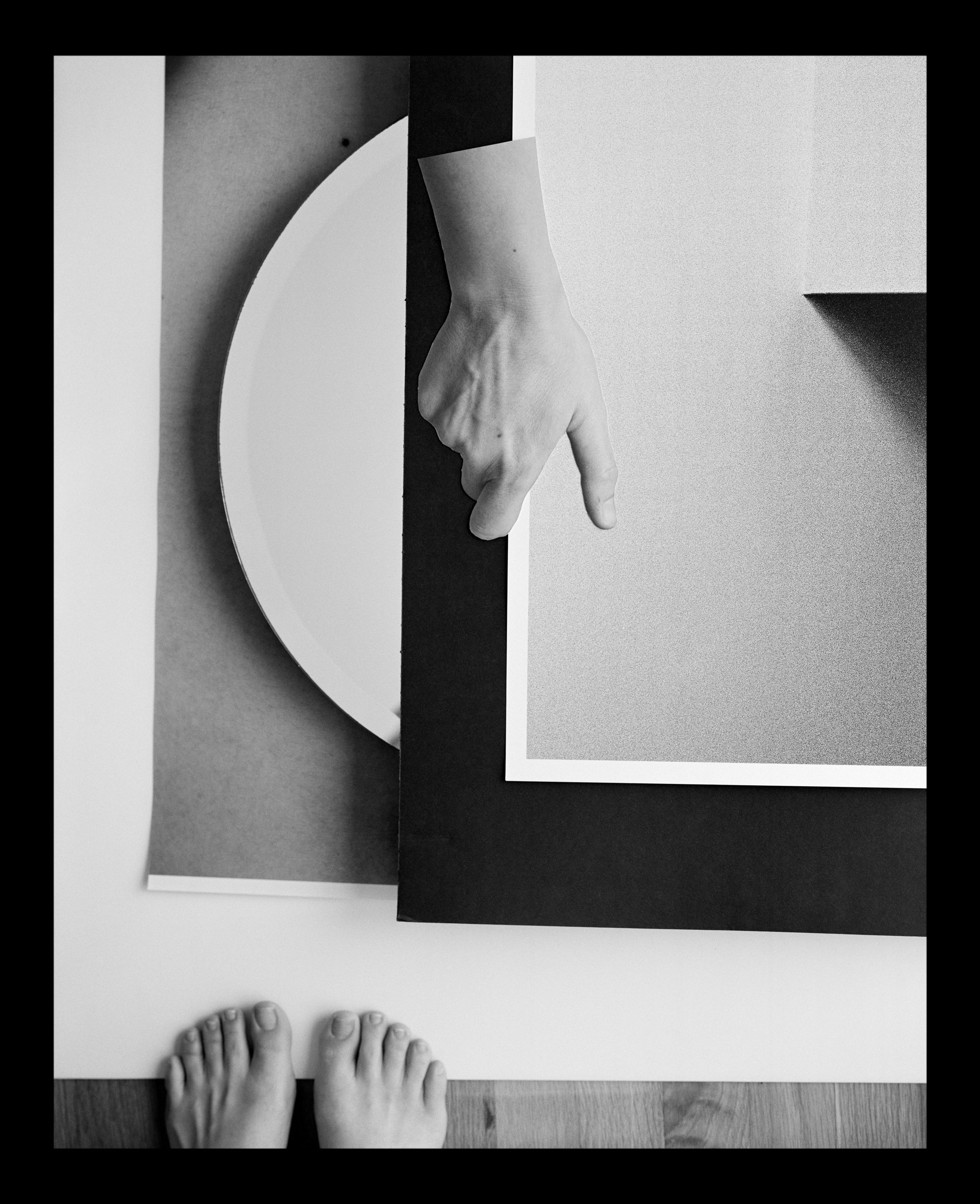 10 Toes, 1 Hand, 2024