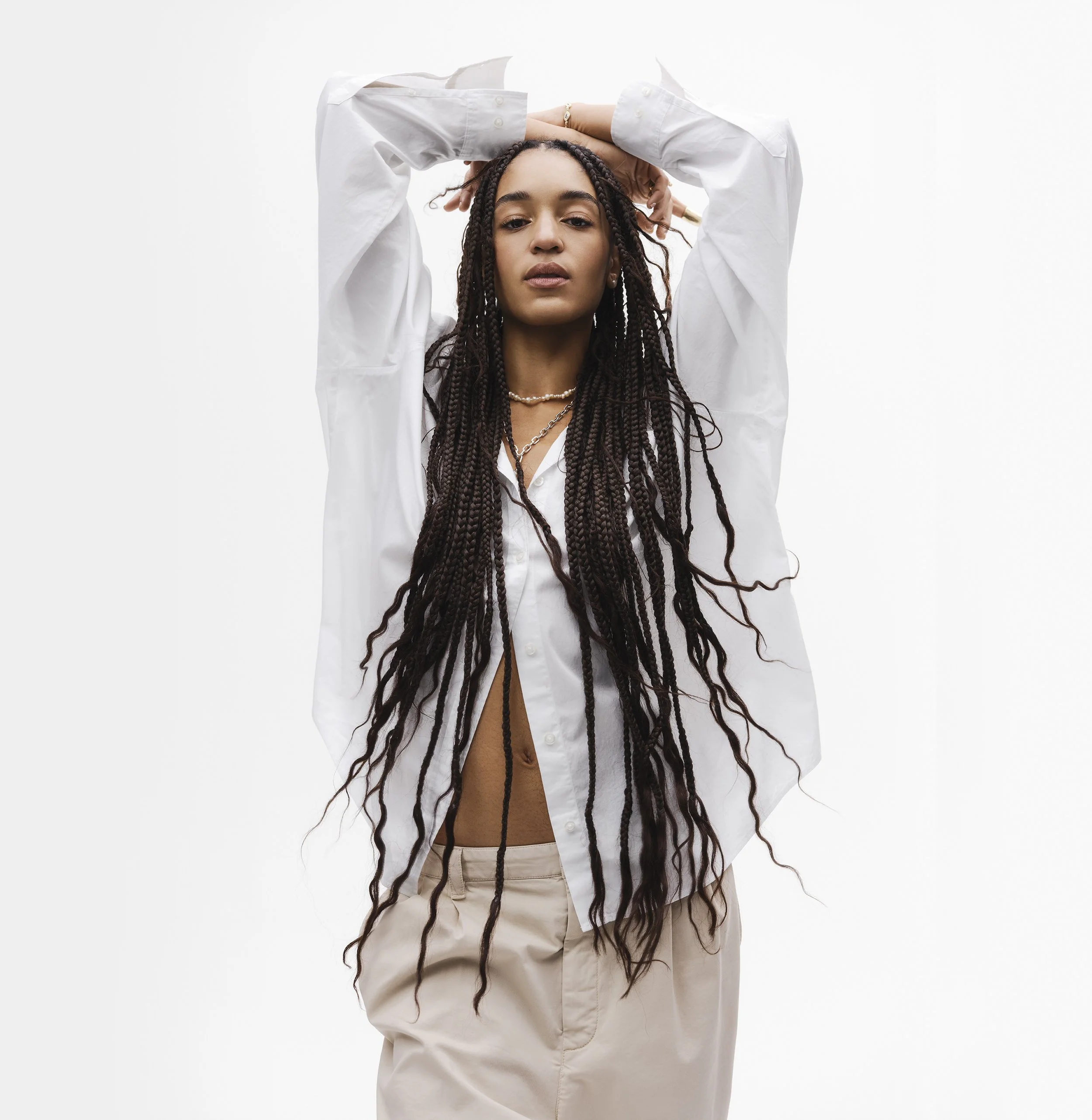 W_22_SP_GG_OF_INDIRA_2_0111_LR copy.jpg