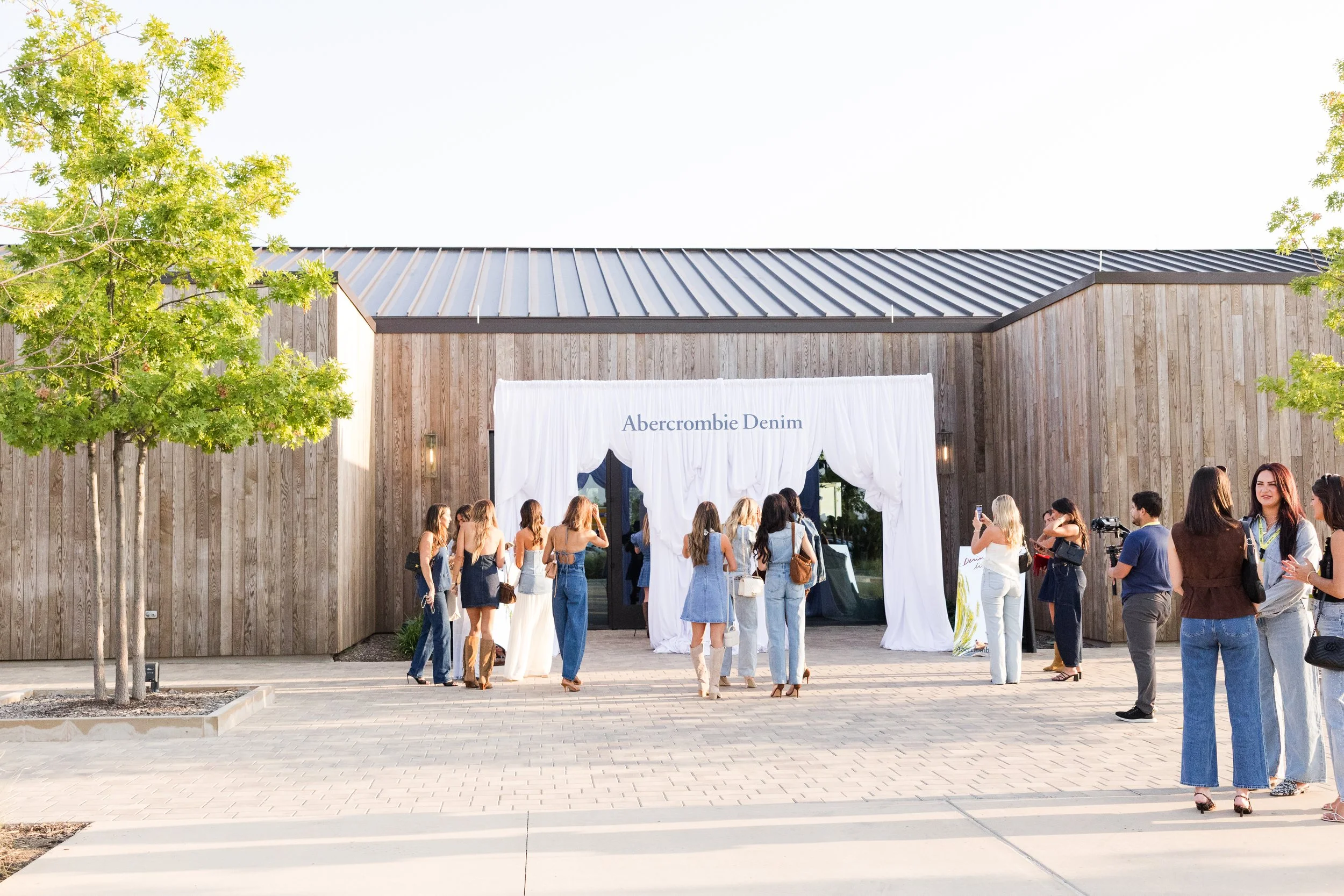 SLE-LTK 2025-207.jpg