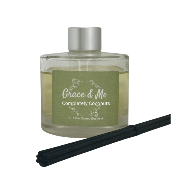 Clear comp coco blk reeds.png