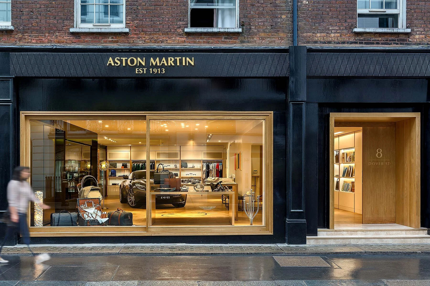 Aston_Martin_No_8_Dover_St_01.jpg