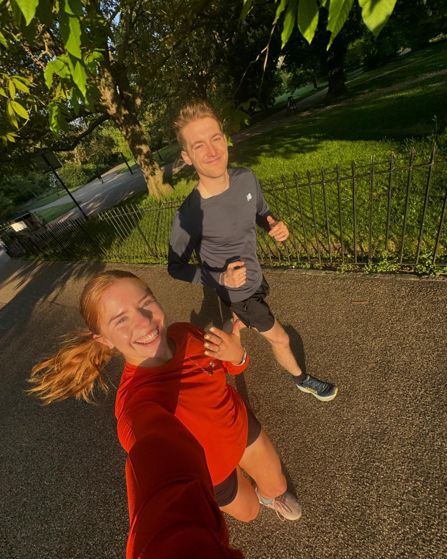 My favourite run ever 💍🥹

A 5:30am sunrise run around London with my best friend with the most amazing surprise about a mile in 🩷

And of course I was wearing @sweatybetty when we got engaged 😂

So so happy!!!!
Lots of love, 
Molly xxx