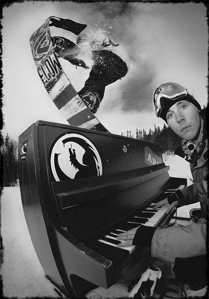 Snowboarders Christophe Reynders and Jasper Bakker for SCS Magazine