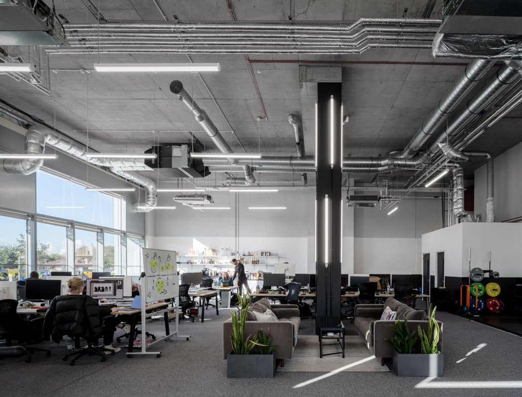 Fiit HQ, Aberrant Architecture