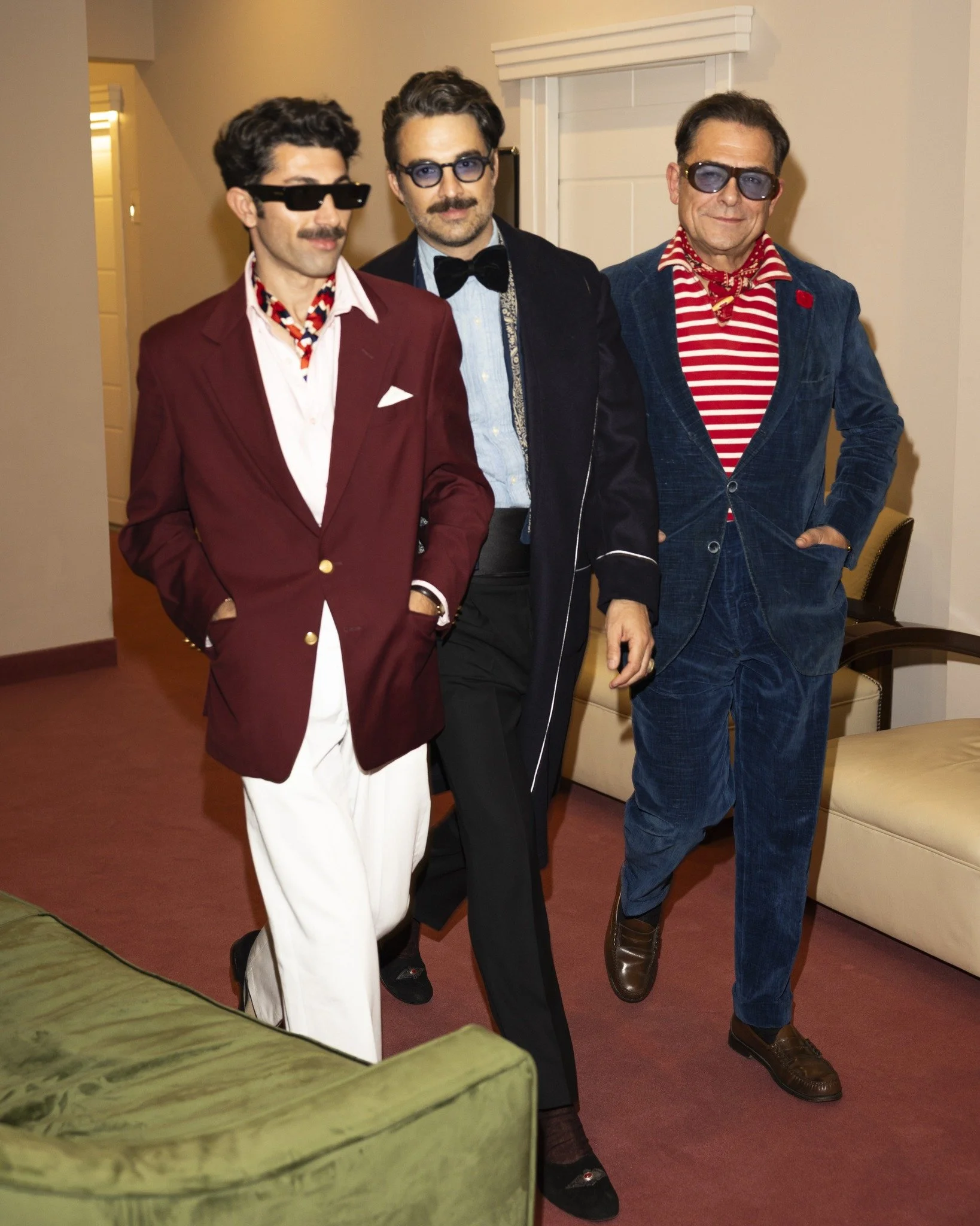 Beware&hellip; our Members roam the rooms. 😎
Very dangerous, yet extremely cool.

Think you&rsquo;ve got what it takes to join them? 💫

#HouseOfNine #MembersOnly #LuxuryStayFlorence #CoolVibes #JoinTheClub #FirenzeCentro #ExclusiveExperience #Flore