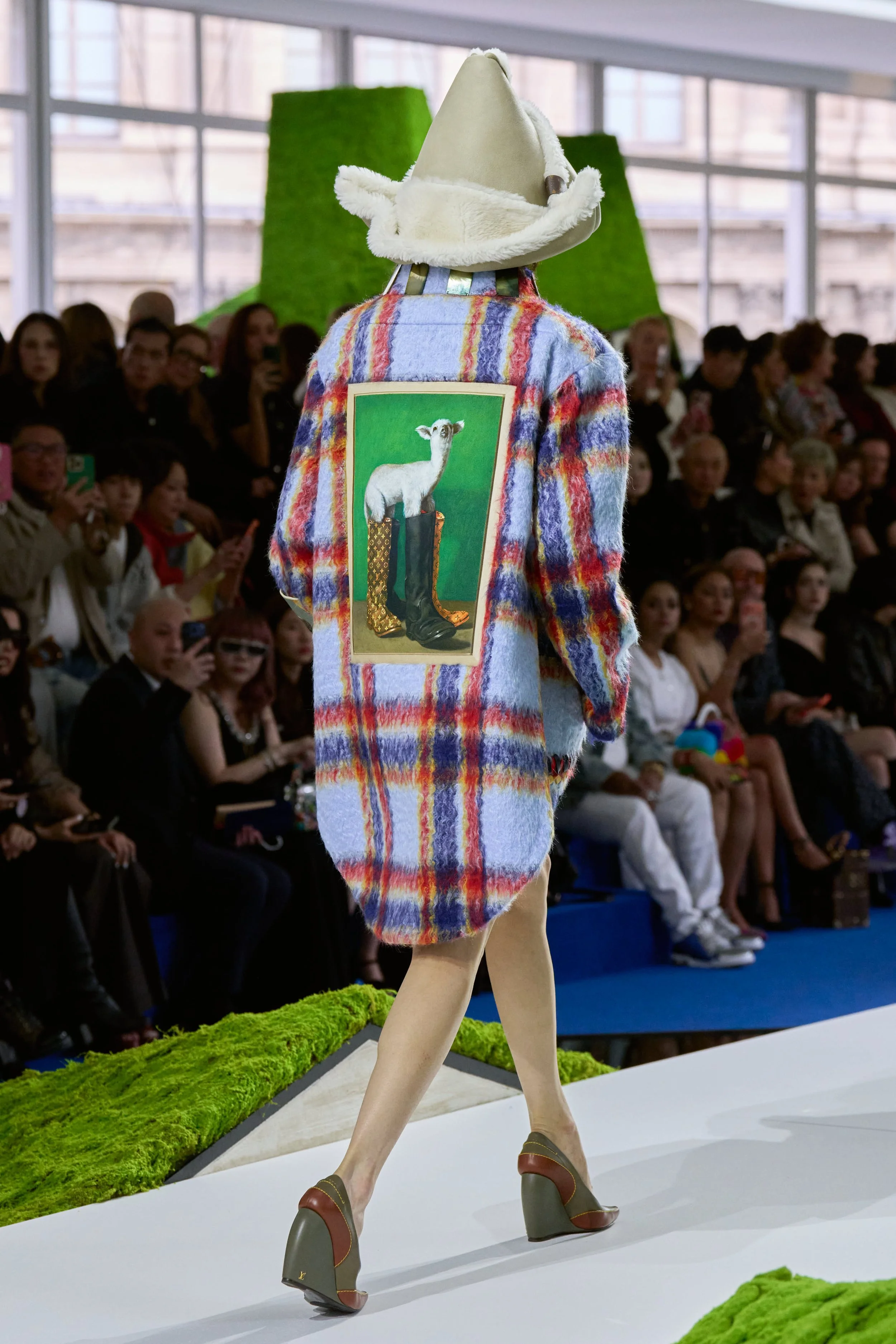 Photo: Gorunway.com