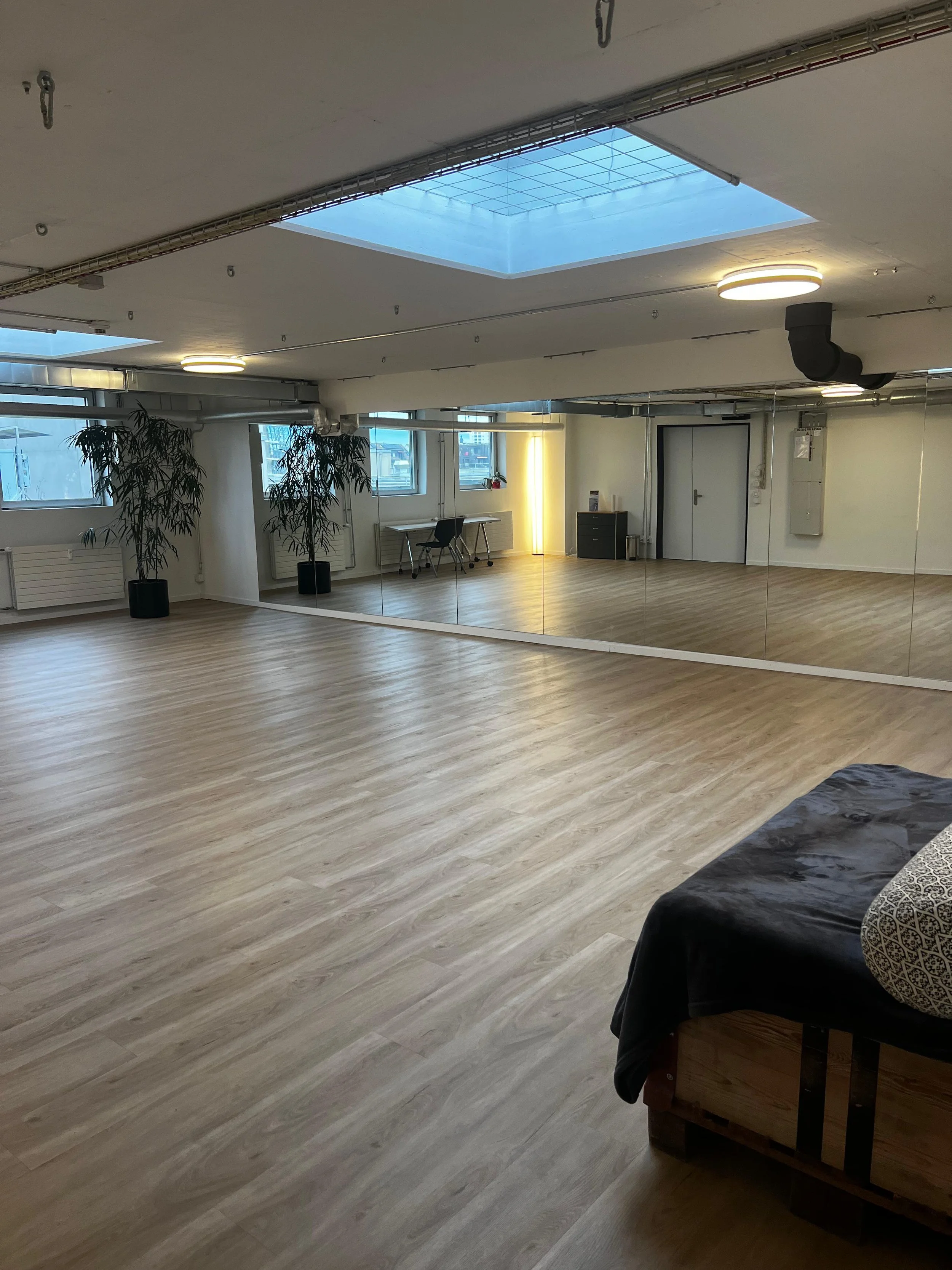 WhatsApp Image 2025-12-10 at 12.44.23 (2).jpeg