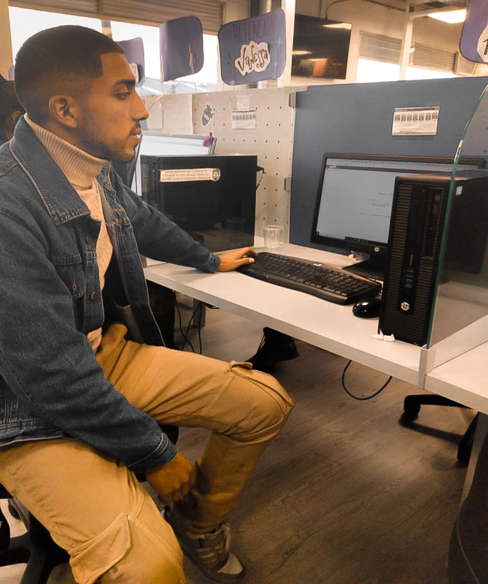 CO_ATRAPA_2022-09_David Valenica 2.JPG