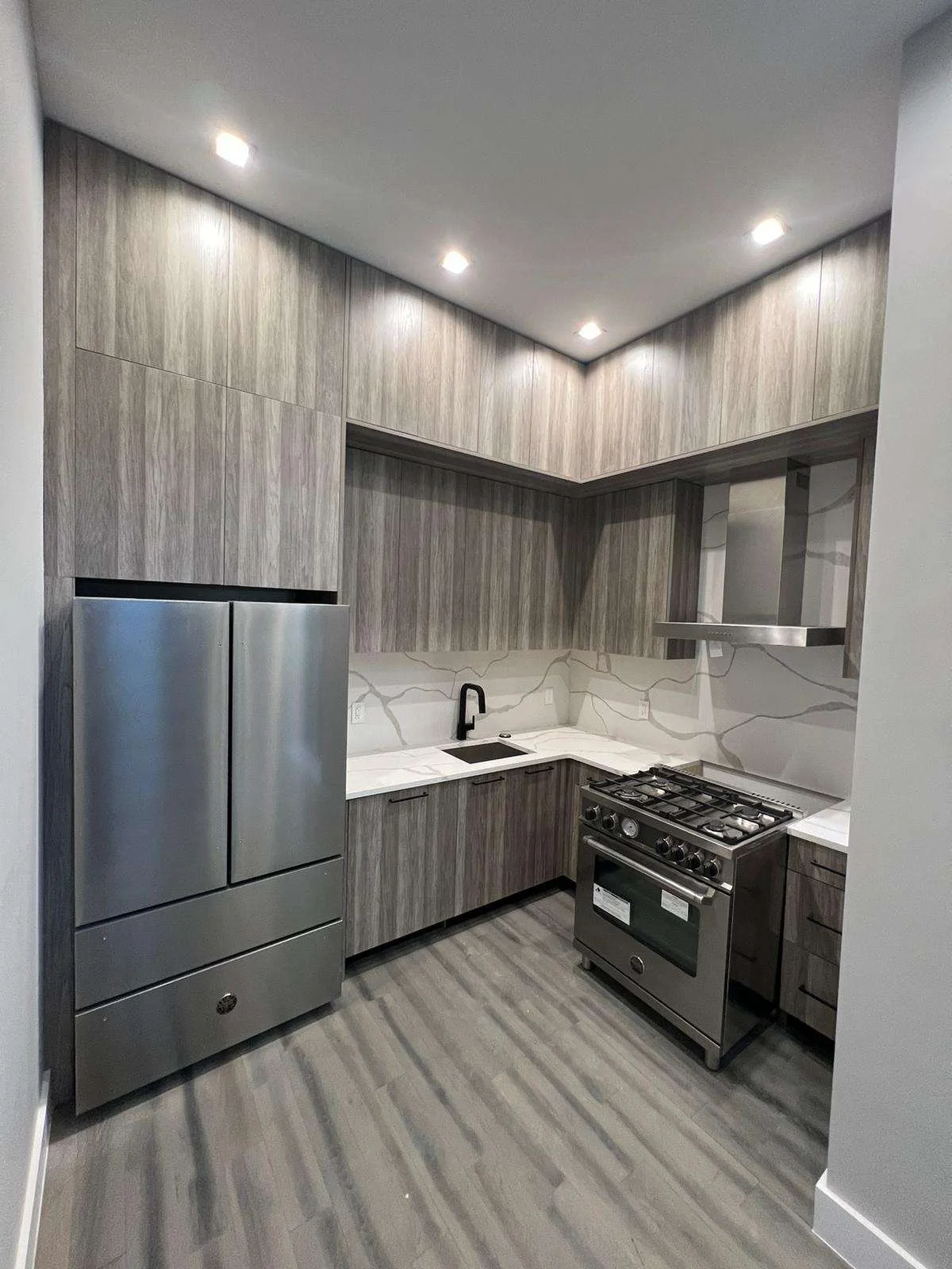 Interior Apartment View 15.jpg