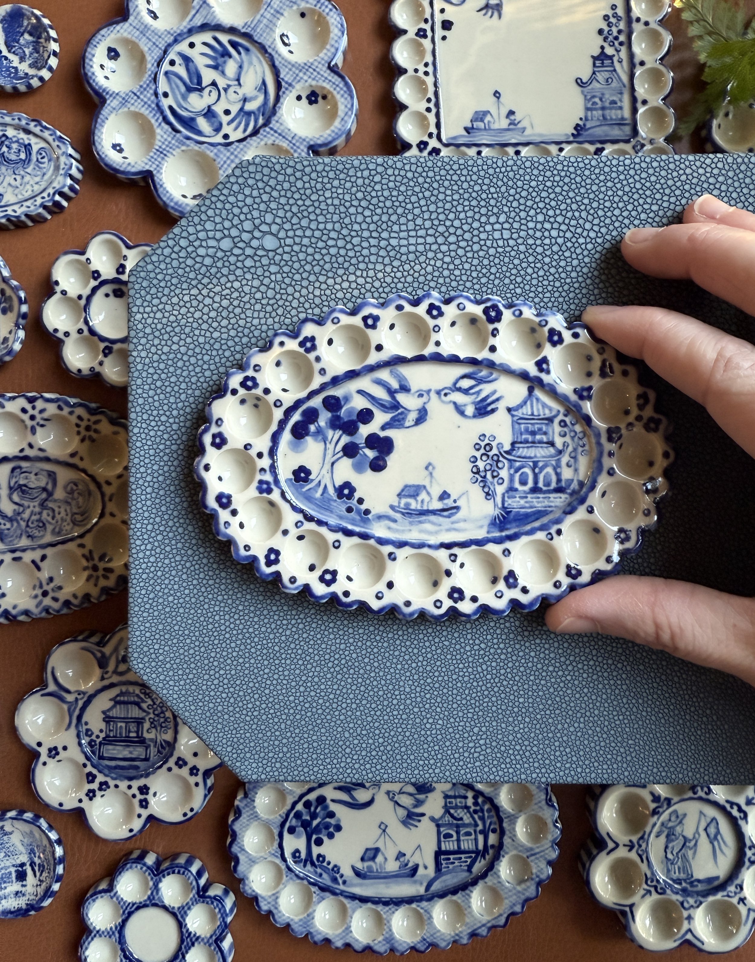 Oval Blue Willow Palette