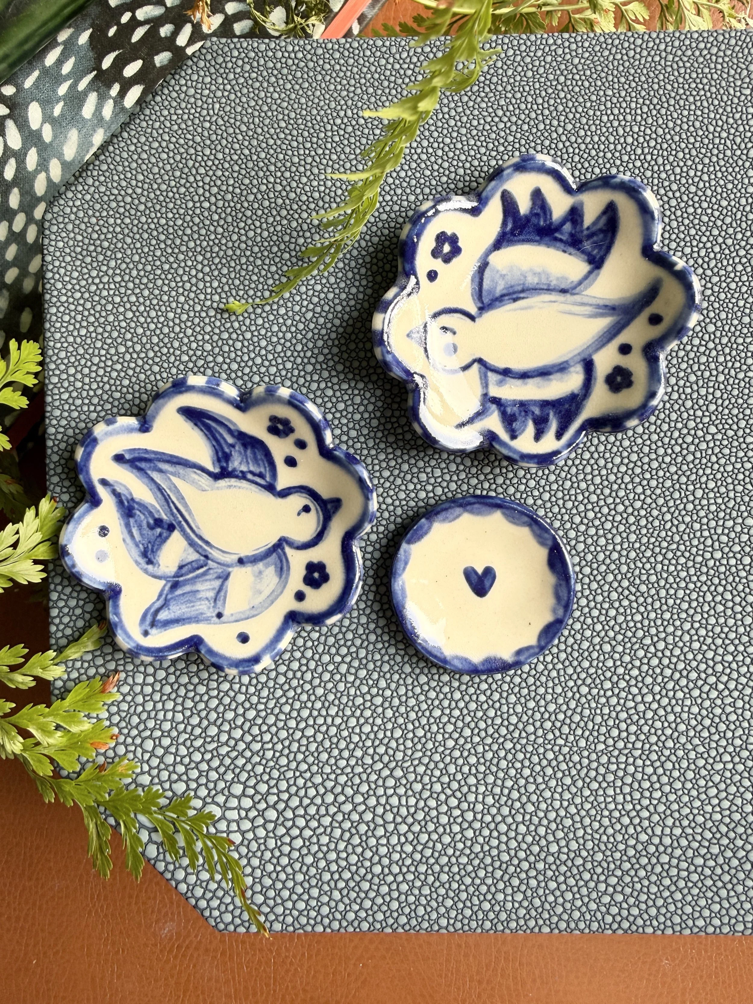 Coming Soon: Blue Willow Pair of Birds with pan